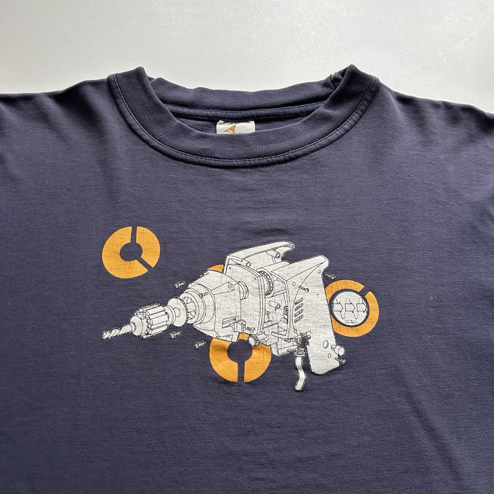 Vintage Vintage Power Tool Art T-Shirt XL 90s Industrial Design Rare Size US XL / EU 56 / 4 - 2 Thumbnail