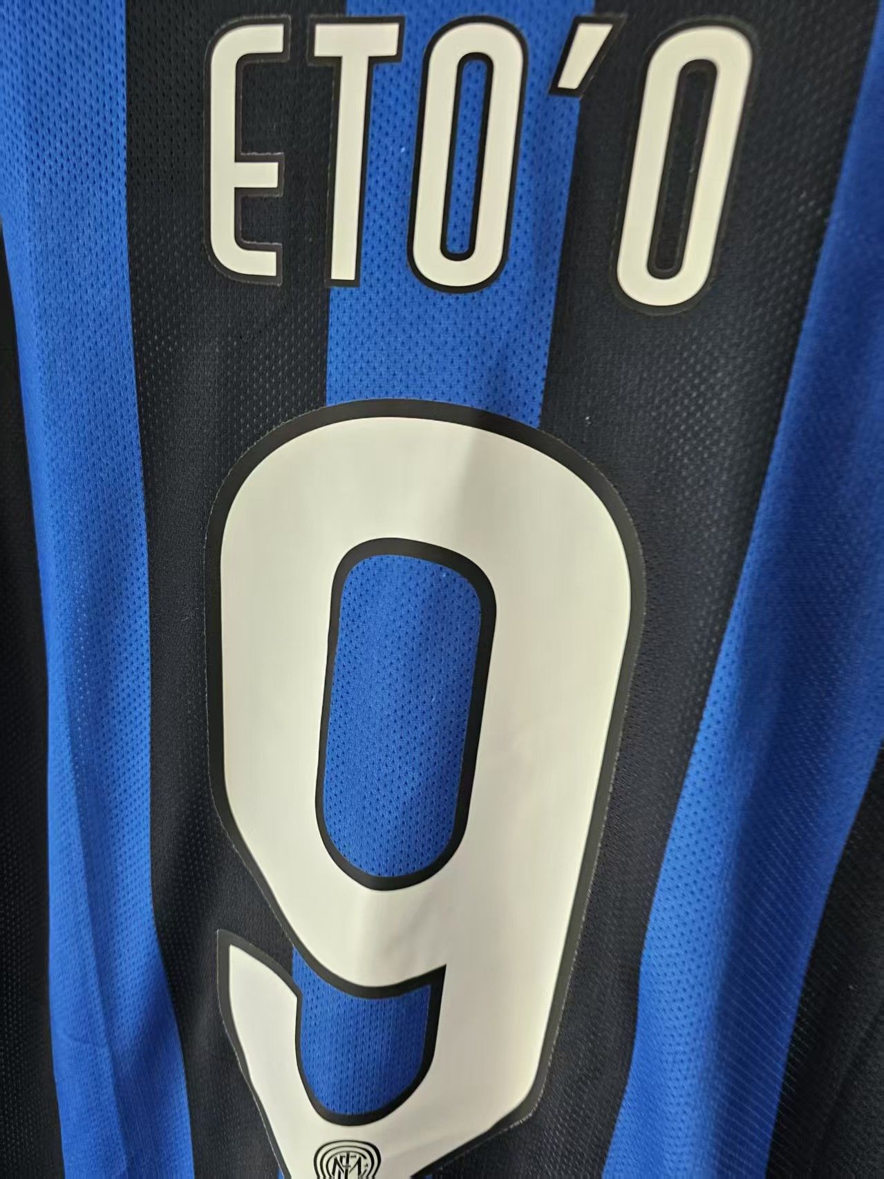 Other 2010 Inter Milan #9 Samuel Eto'o Jersey Home Size US XL / EU 56 / 4 - 3 Thumbnail