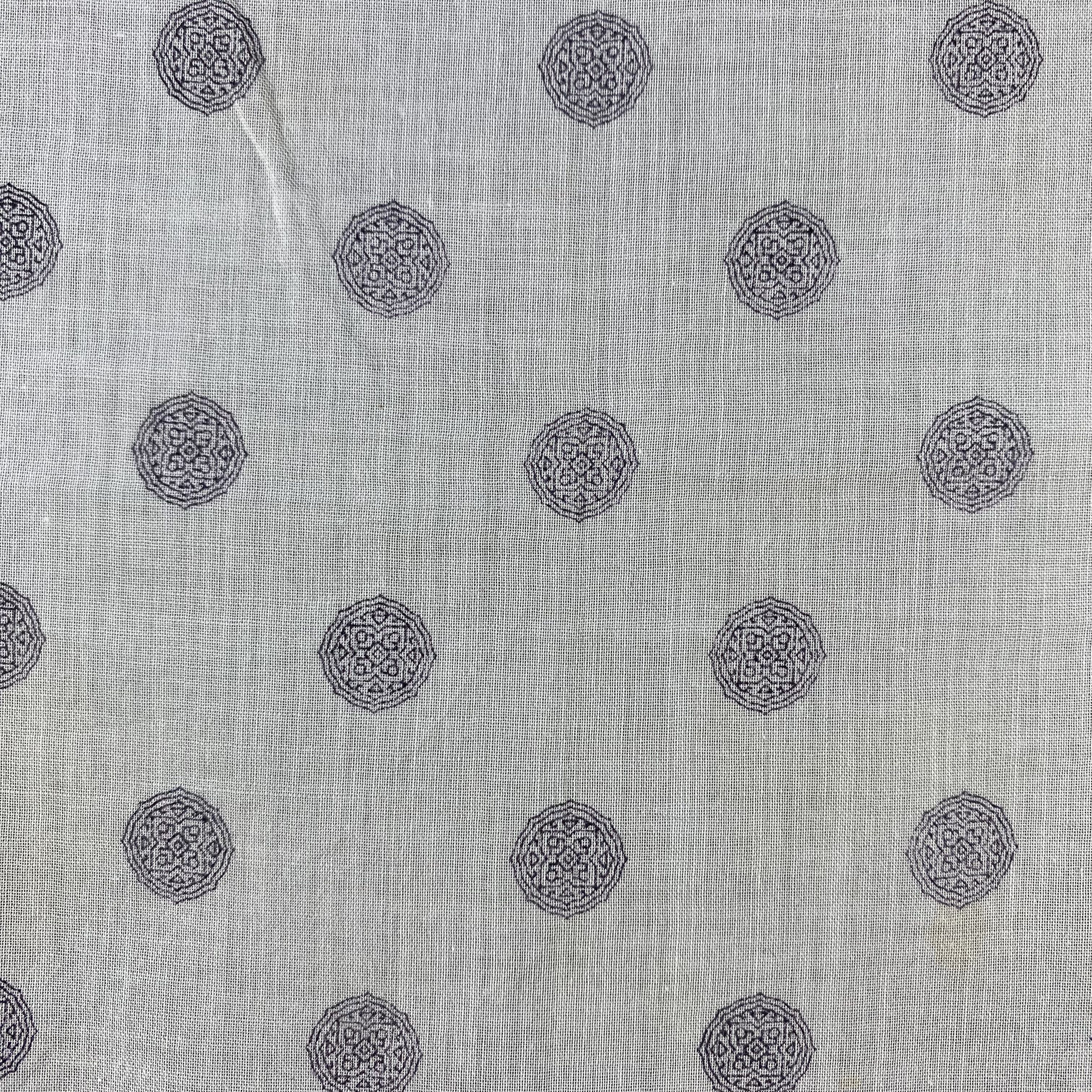 Vintage Christian Dior Handkerchief/Neckerchief/Bandana HC623 Size ONE SIZE - 4 Thumbnail