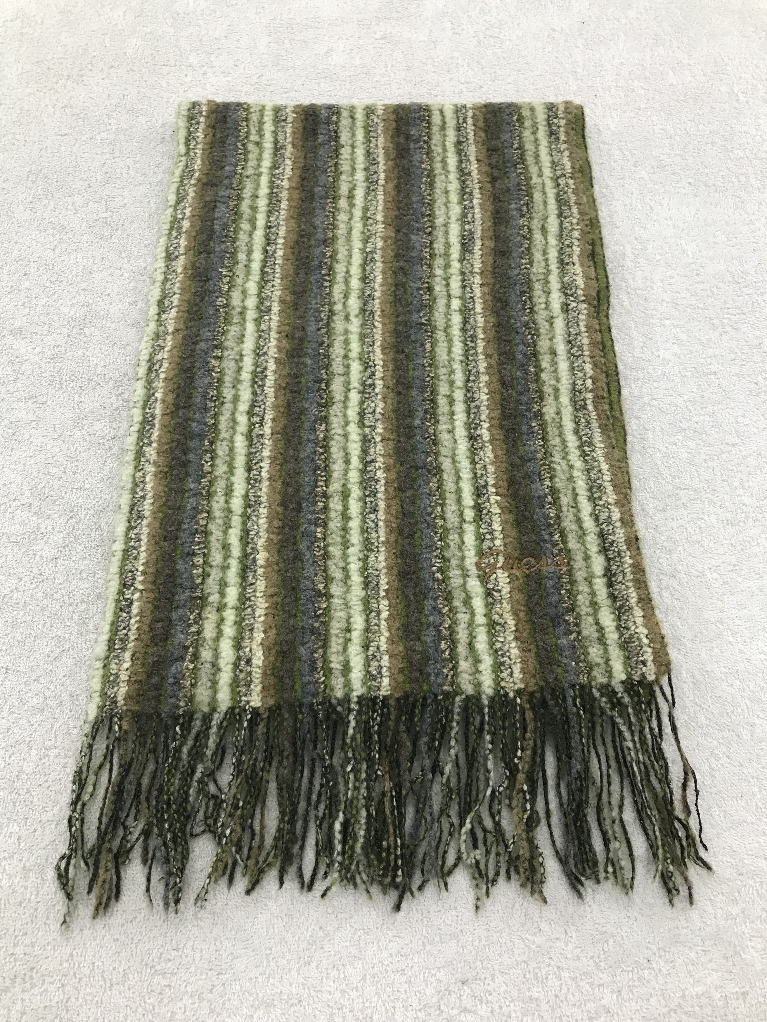 Guess Guess Scarf / Muffler / Neckwear - WW1192 Size ONE SIZE - 2 Thumbnail