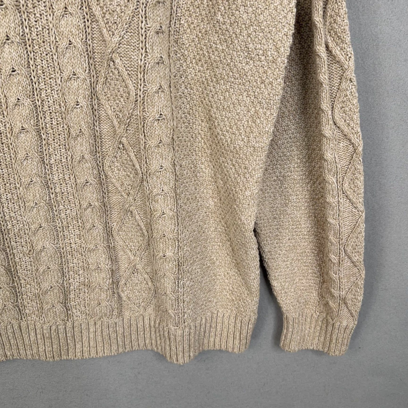 Old Navy Old Navy Mens 2XL Beige Cable Knit Crewneck Pullover Sweater Size US XXL / EU 58 / 5 - 3 Thumbnail
