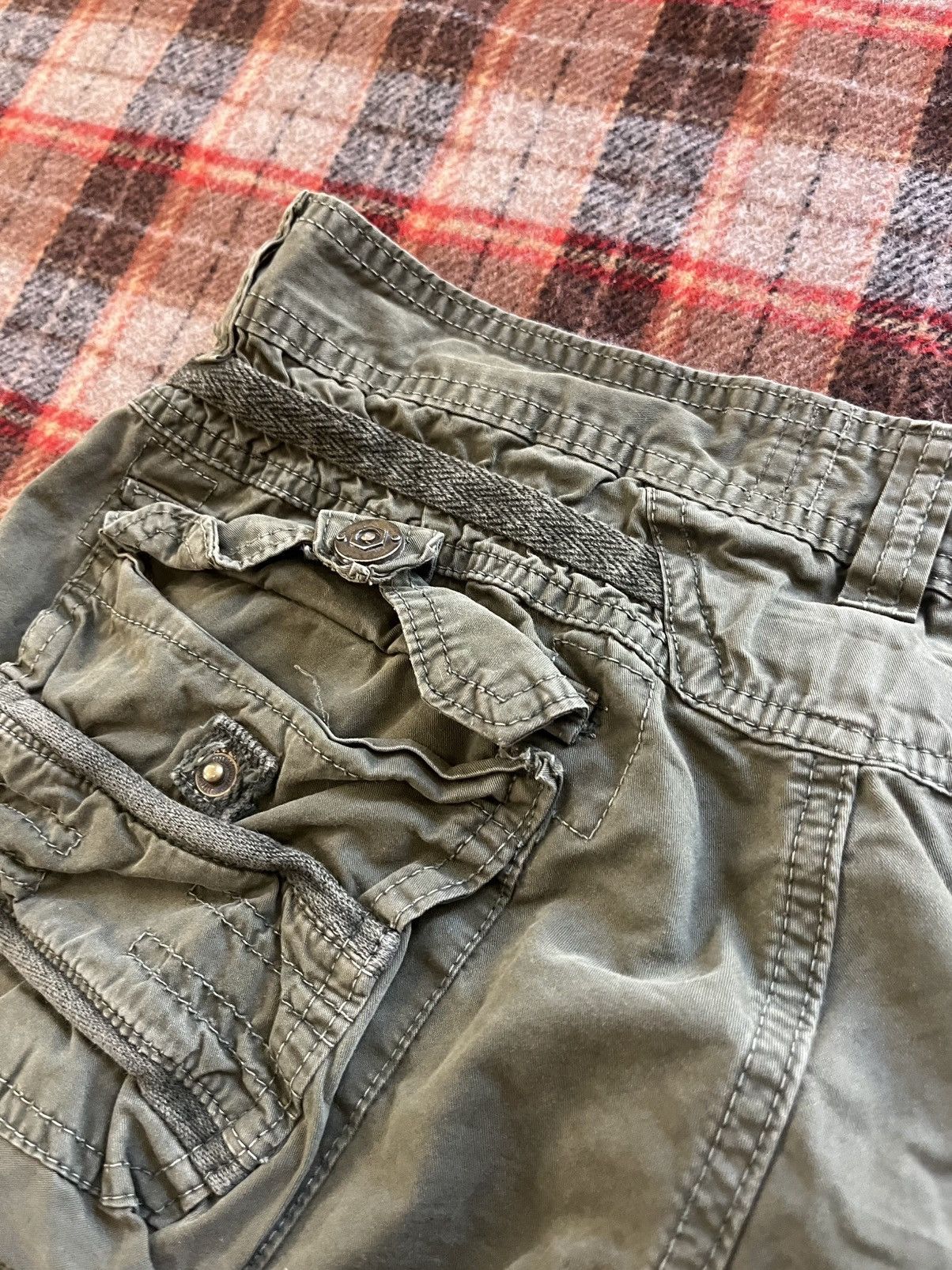 Waste(twice) Y2K 2000’s Twoce Multipocet Military Grunge Wear shorts 36 Size US 36 / EU 52 - 11 Thumbnail