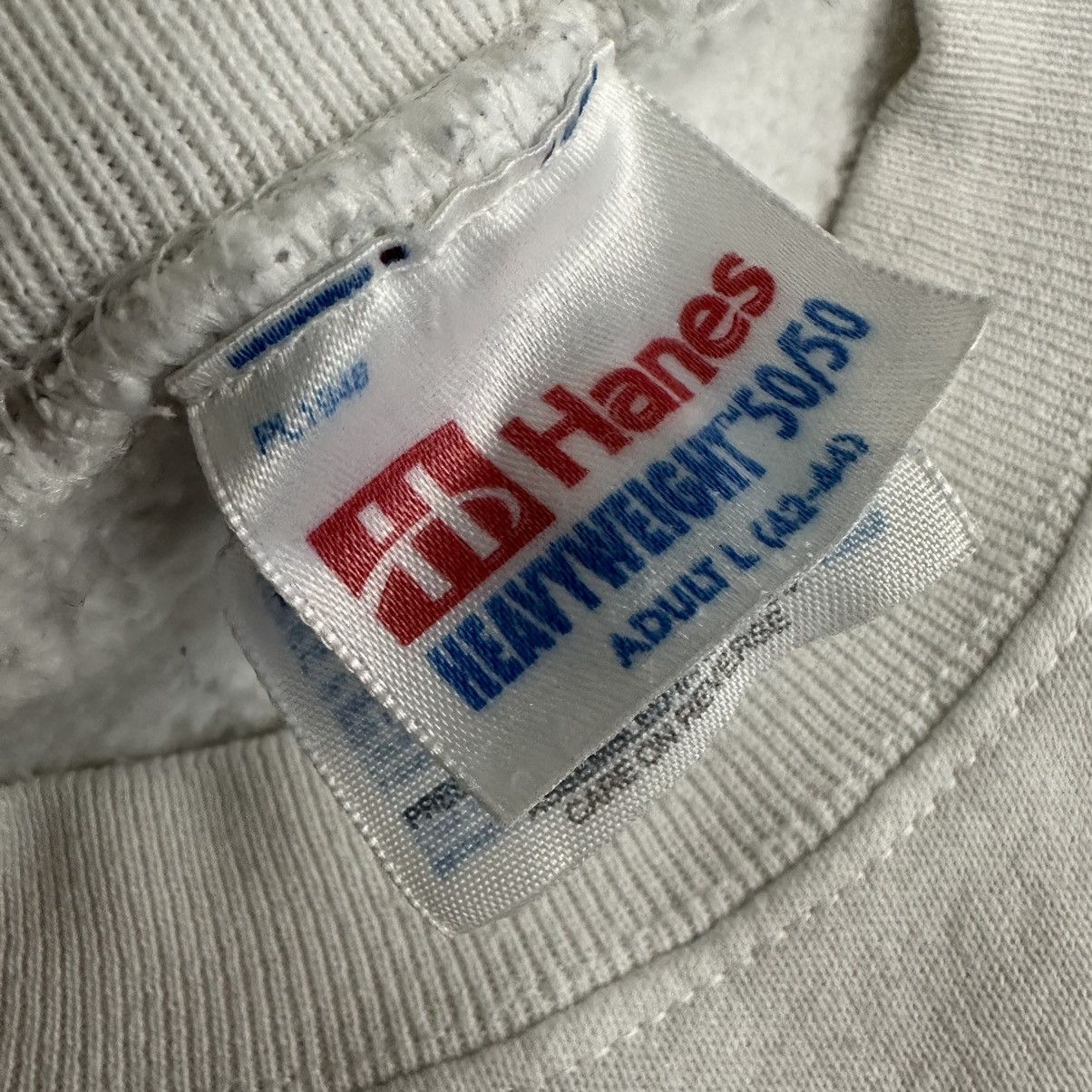 Guess × Vintage Vintage 90s Guess Jeans White Crewneck Sweater By Hanes Size US L / EU 52-54 / 3 - 5 Thumbnail