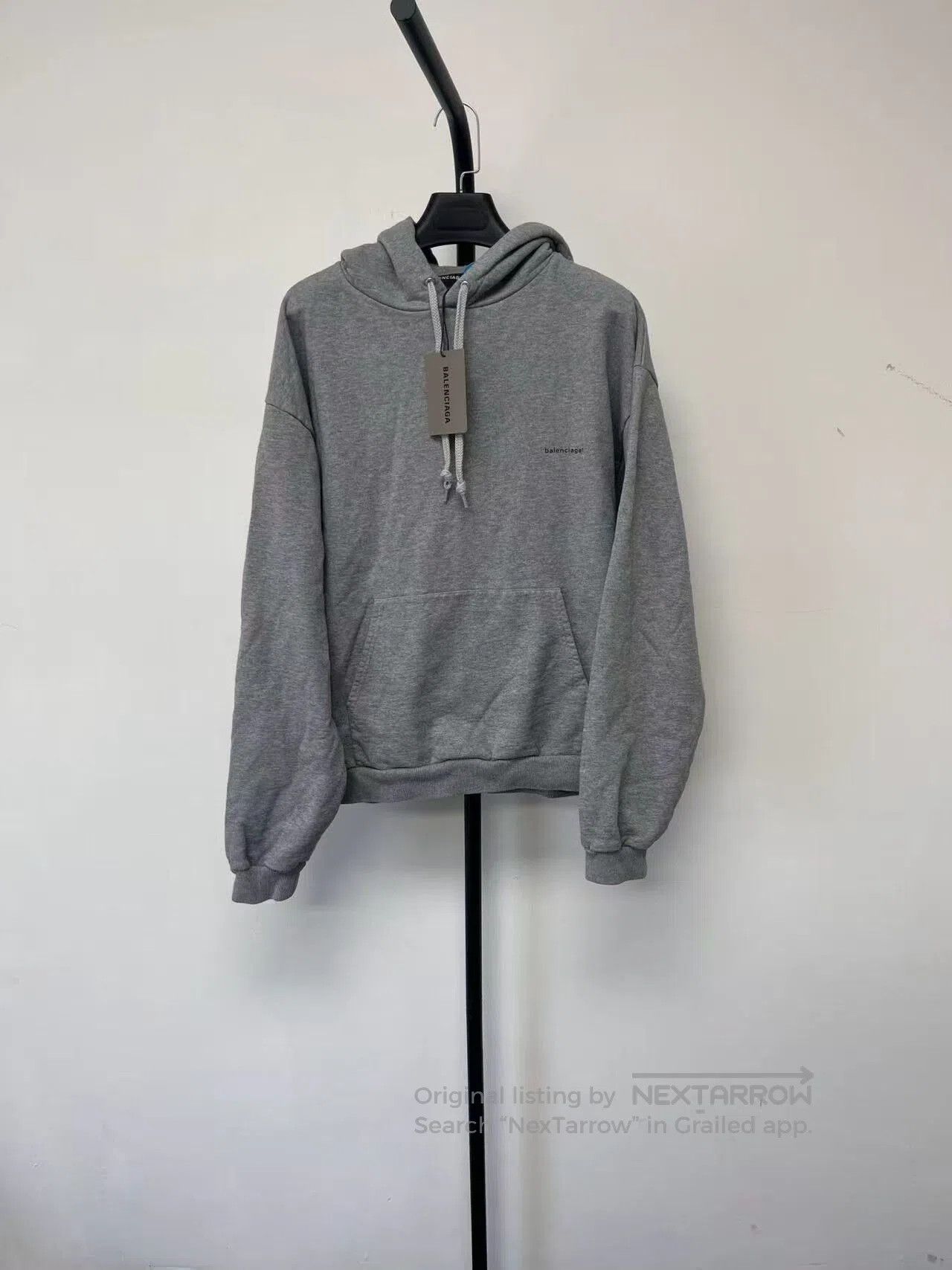 Balenciaga Balenciaga Solid Logo Print Hoodie. Size US L / EU 52-54 / 3 - 1 Thumbnail