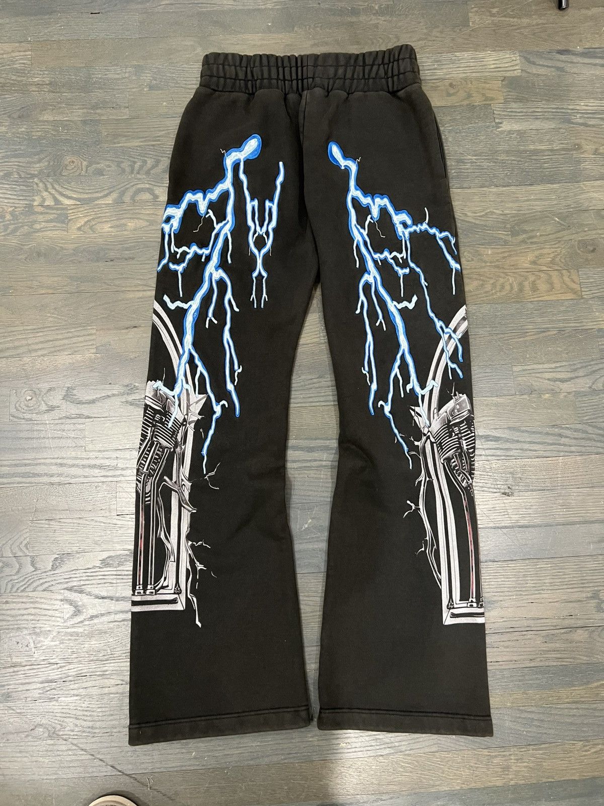 Who Decides War ARCH ENGINE LIGHTING SWEATPANTS Size US 30 / EU 46 - 6 Thumbnail