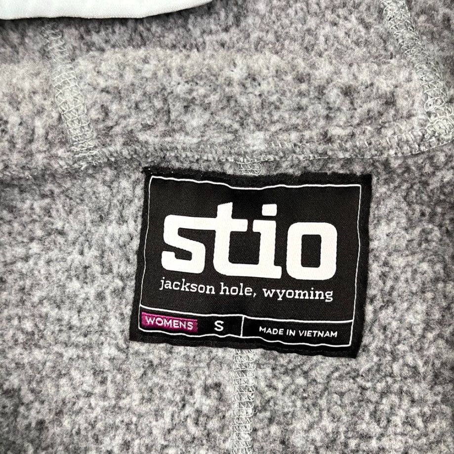Vintage Stio Sweatwater Fleece Hoodie Womens S Heather Gray Jacket Size S / US 4 / IT 40 - 2 Thumbnail