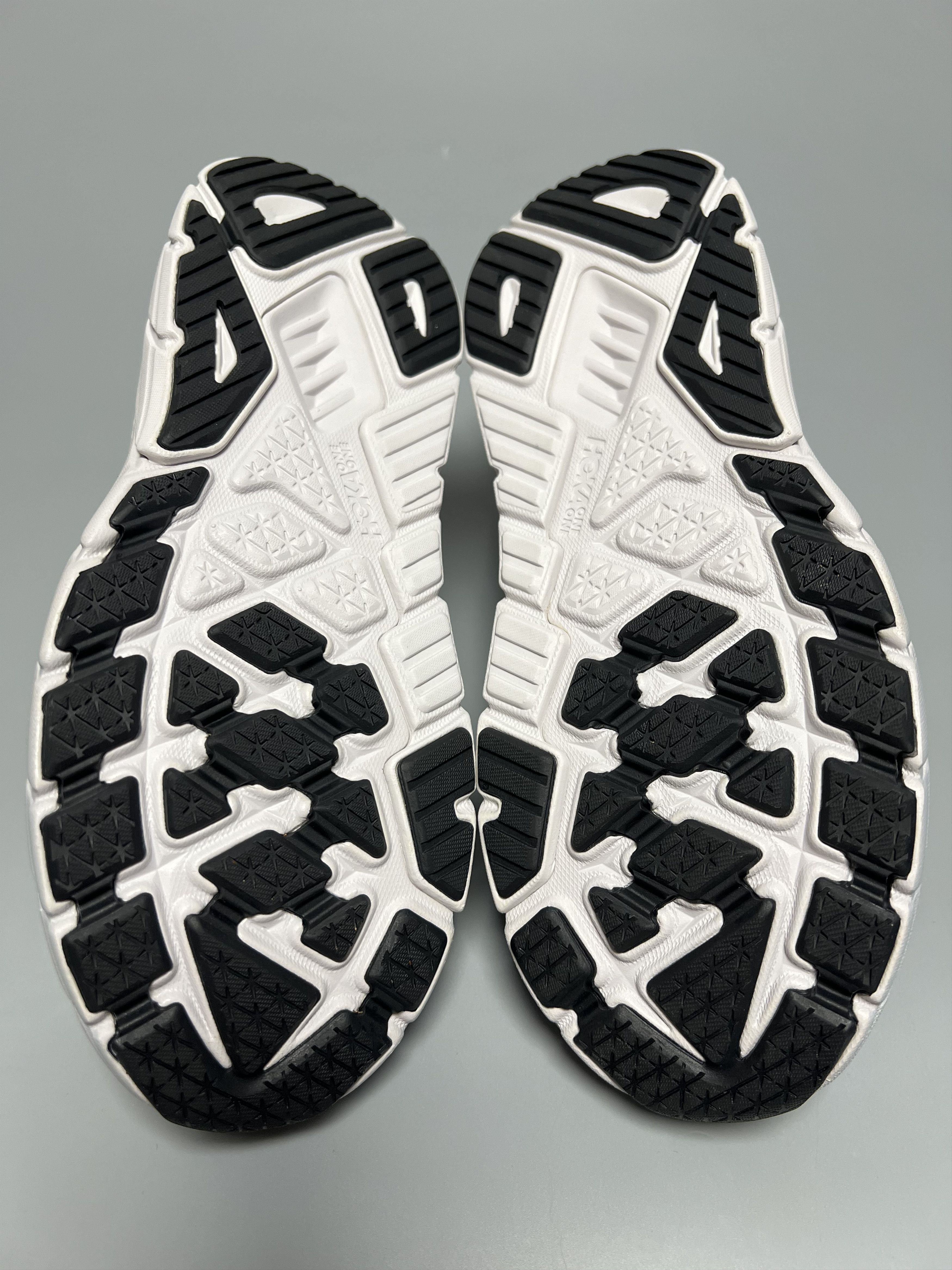 Hoka 8.5D Hoka One One Arahi 6 Men's Running Shoes Walking Gym Size US 8.5 / EU 41-42 - 6 Thumbnail