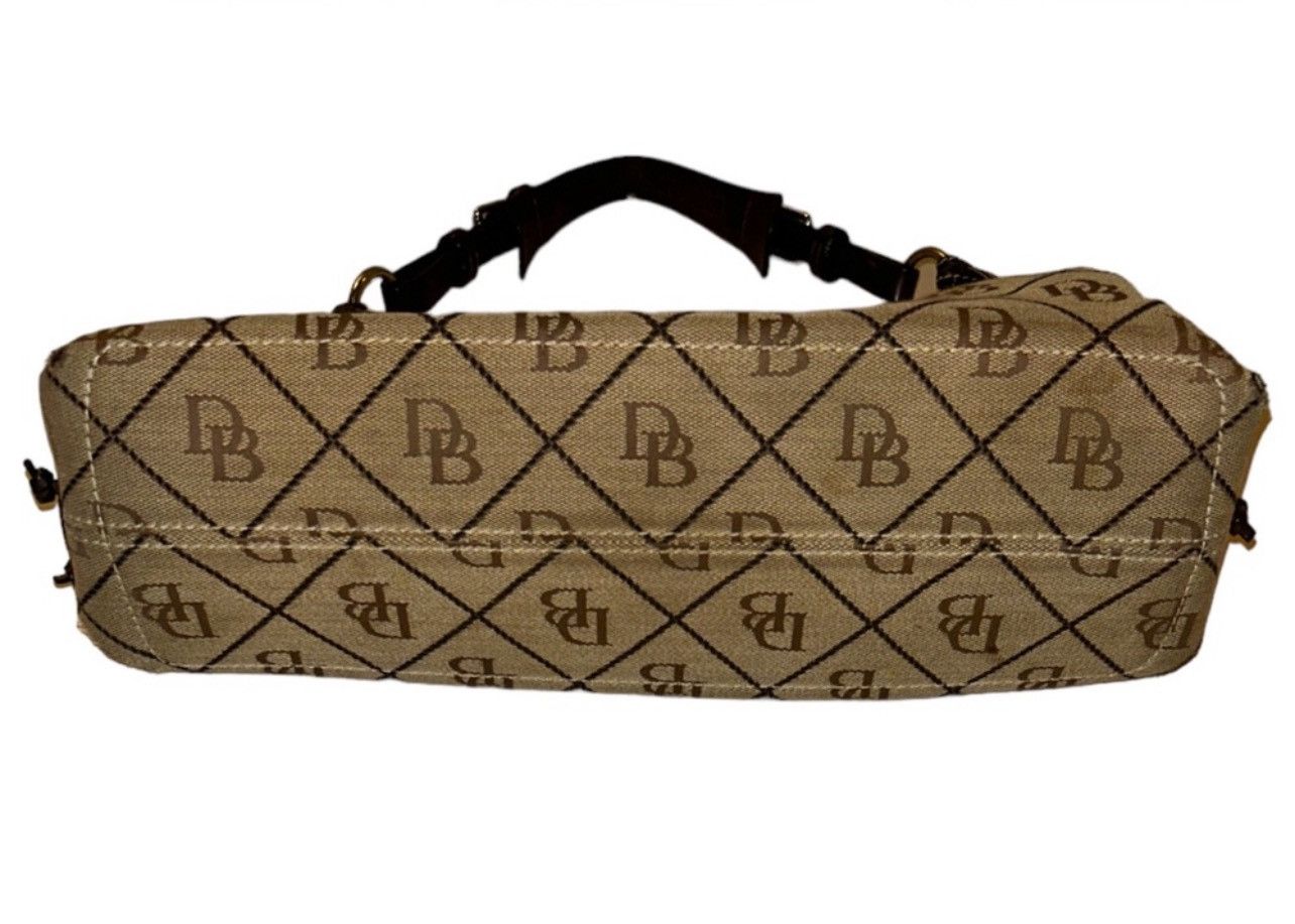 Dooney & Bourke Dooney & Bourke Classic Monogram Canvas and Leather Handbag Size ONE SIZE - 4 Thumbnail