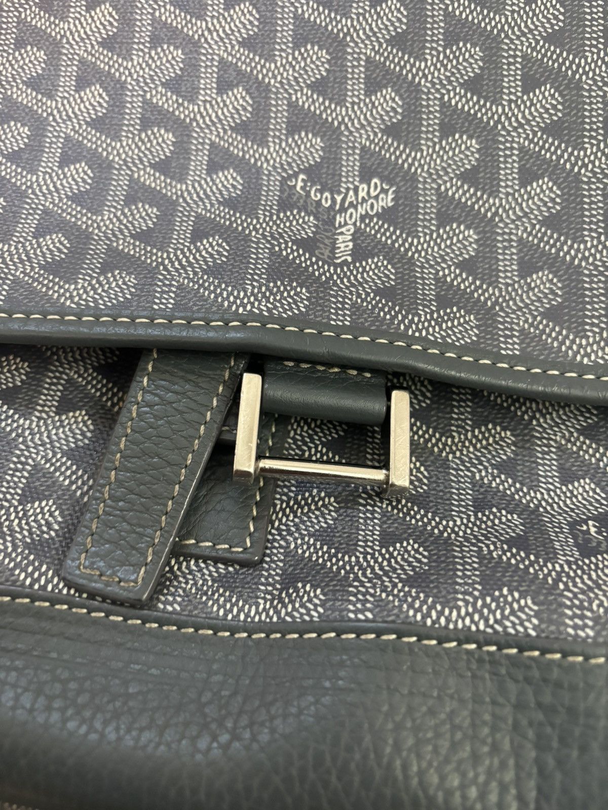Goyard Grey Monogram Messenger Bag Size ONE SIZE - 5 Thumbnail