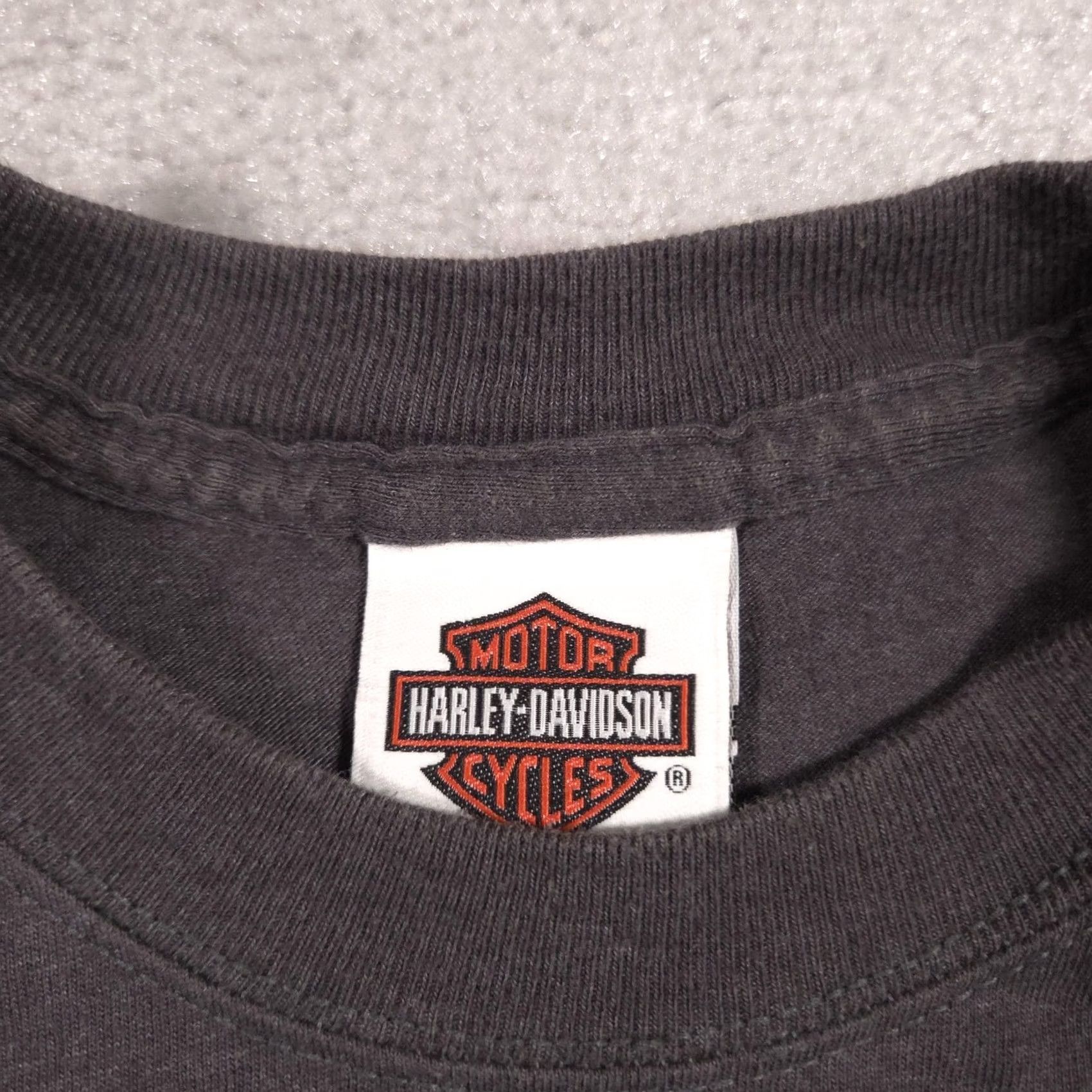 Harley Davidson VINTAGE Harley-Davidson Shirt Mens L Gray Graphic Tee 2000s Quincy Illinois Bar & Shield TNT Back Harley Events Boys? Size US L / EU 52-54 / 3 - 7 Thumbnail