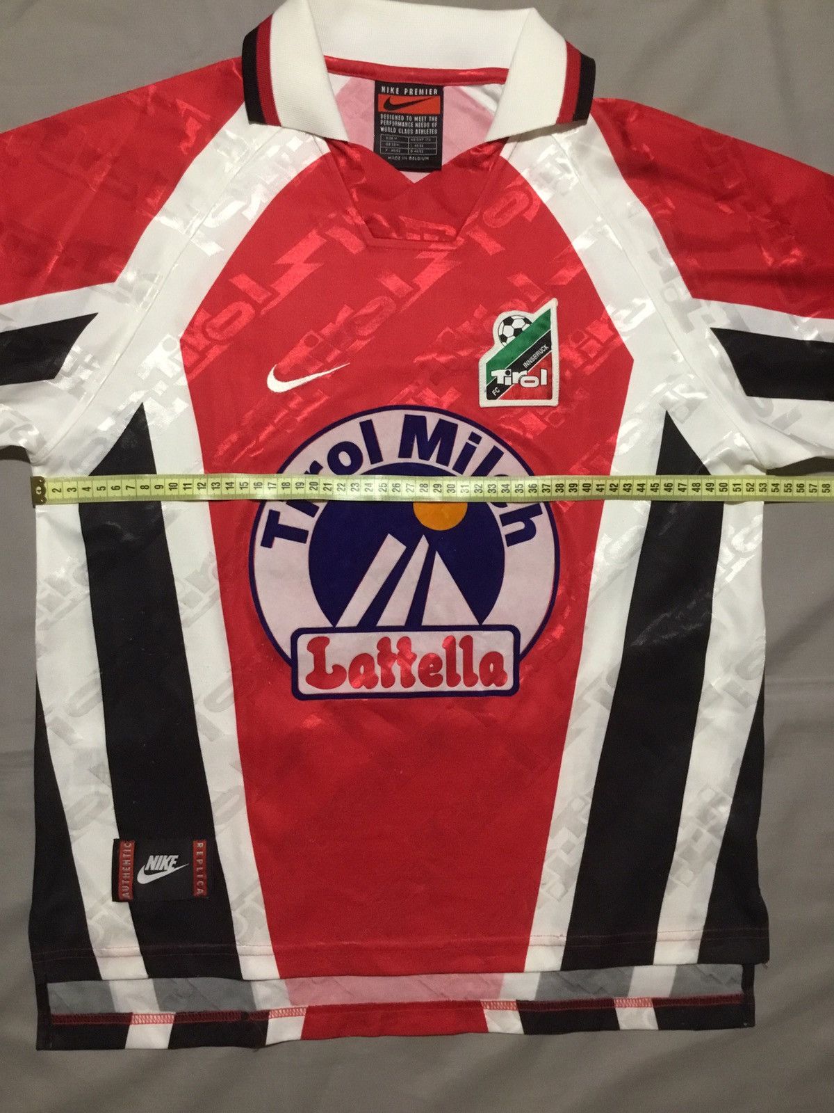 Nike FC Tirol Innsbruck Home football shirt 1996 Size US M / EU 48-50 / 2 - 6 Thumbnail