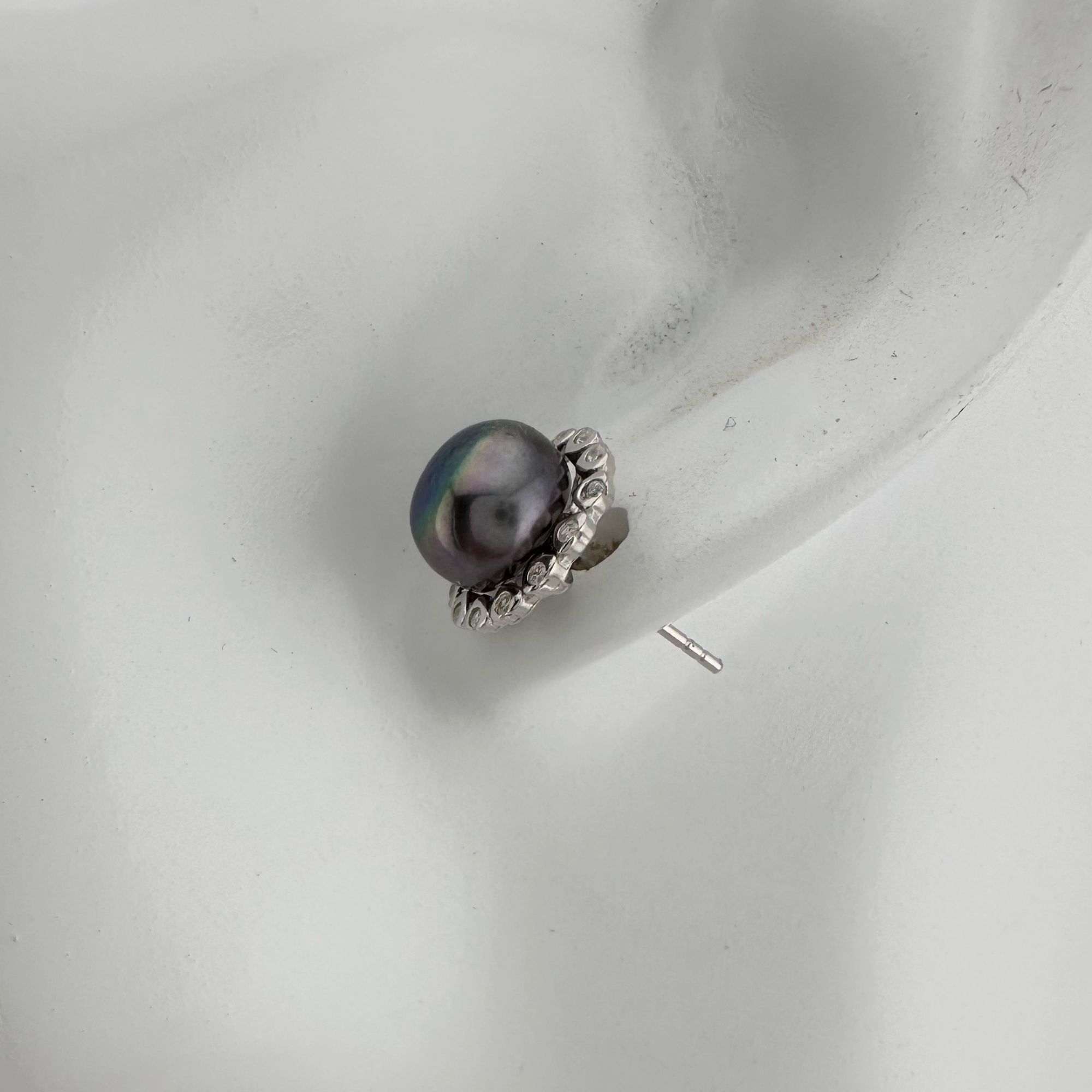 Other Peacock Pearl Halo Stud Earrings Size ONE SIZE - 15 Thumbnail