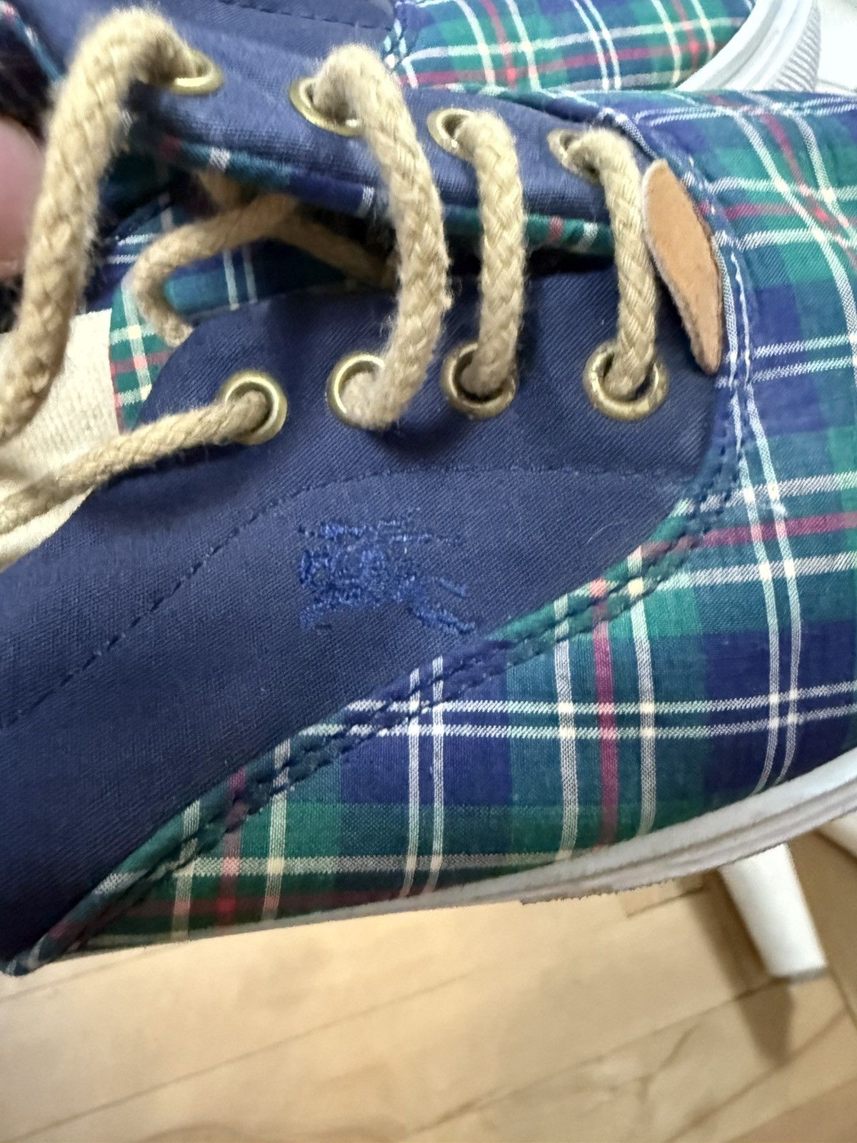 Burberry Very nice Size US 7 / EU 40 - 2 Thumbnail
