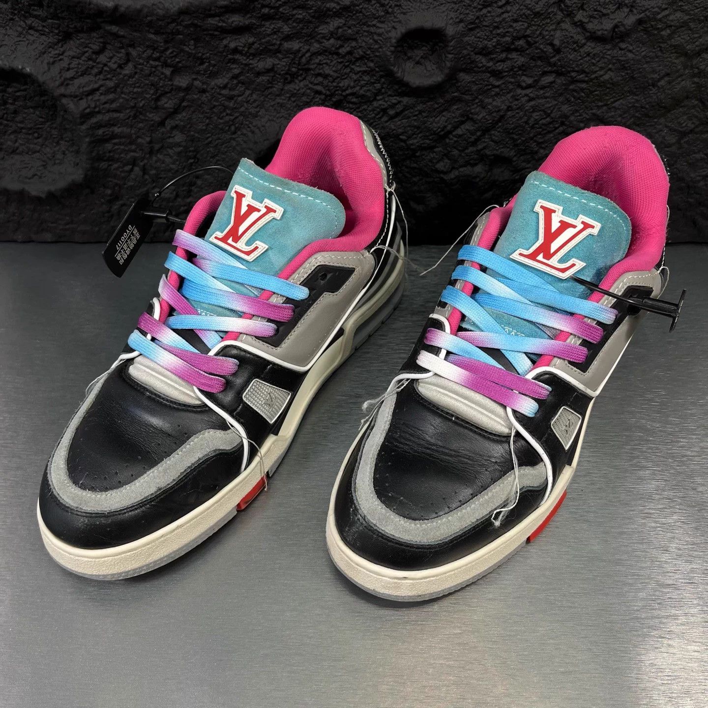 Louis Vuitton LV SS24 Trainer Black Cement UK7.5 41.5 95 New Size US 7.5 / EU 40-41 - 1 Thumbnail