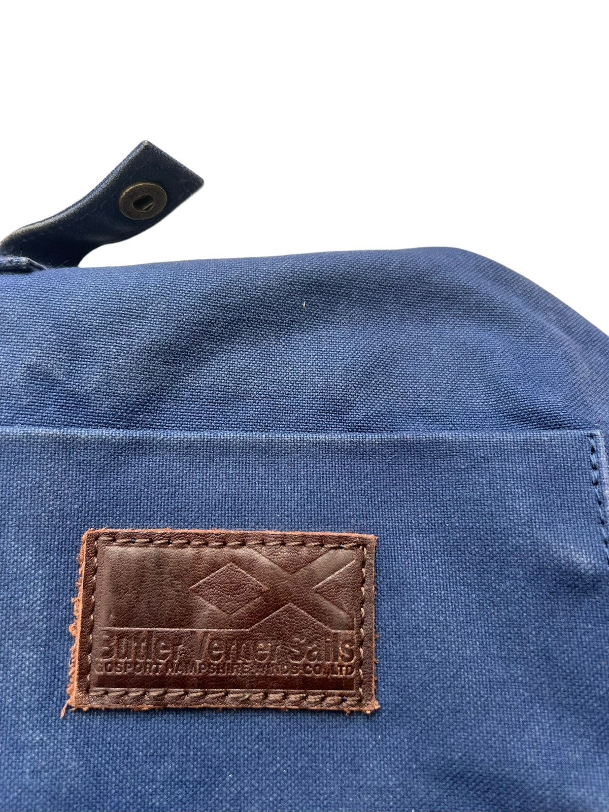 Japanese Brand Butler Verner Sails Japan Sun Faded Waxed Messenger Bag Size ONE SIZE - 22 Thumbnail