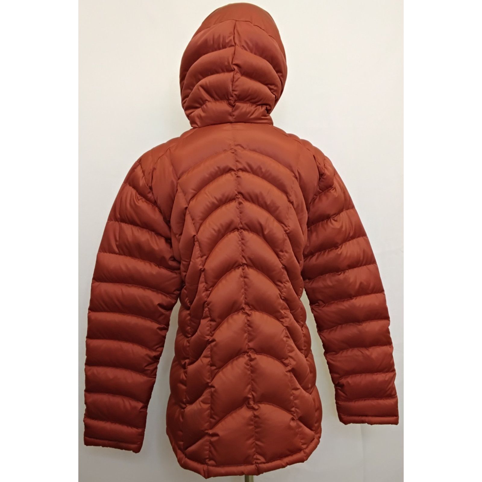 Patagonia Patagonia Down Jacket Women's Large Puffer Full Zip Orange Size L / US 10 / IT 46 - 3 Thumbnail