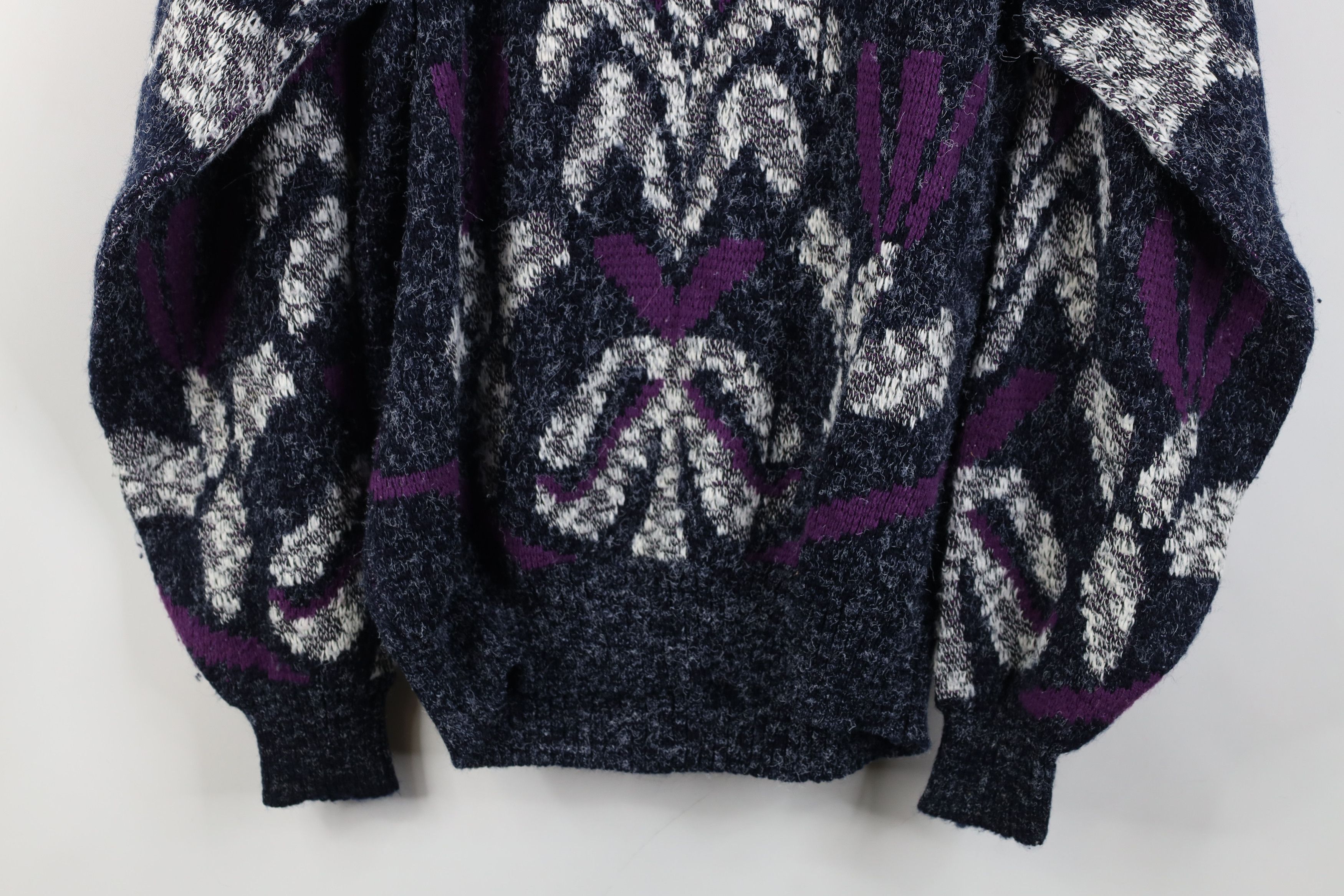 Vintage Vintage 90s Coogi Style Abstract Geometric Knit Sweater Size US M / EU 48-50 / 2 - 11 Thumbnail