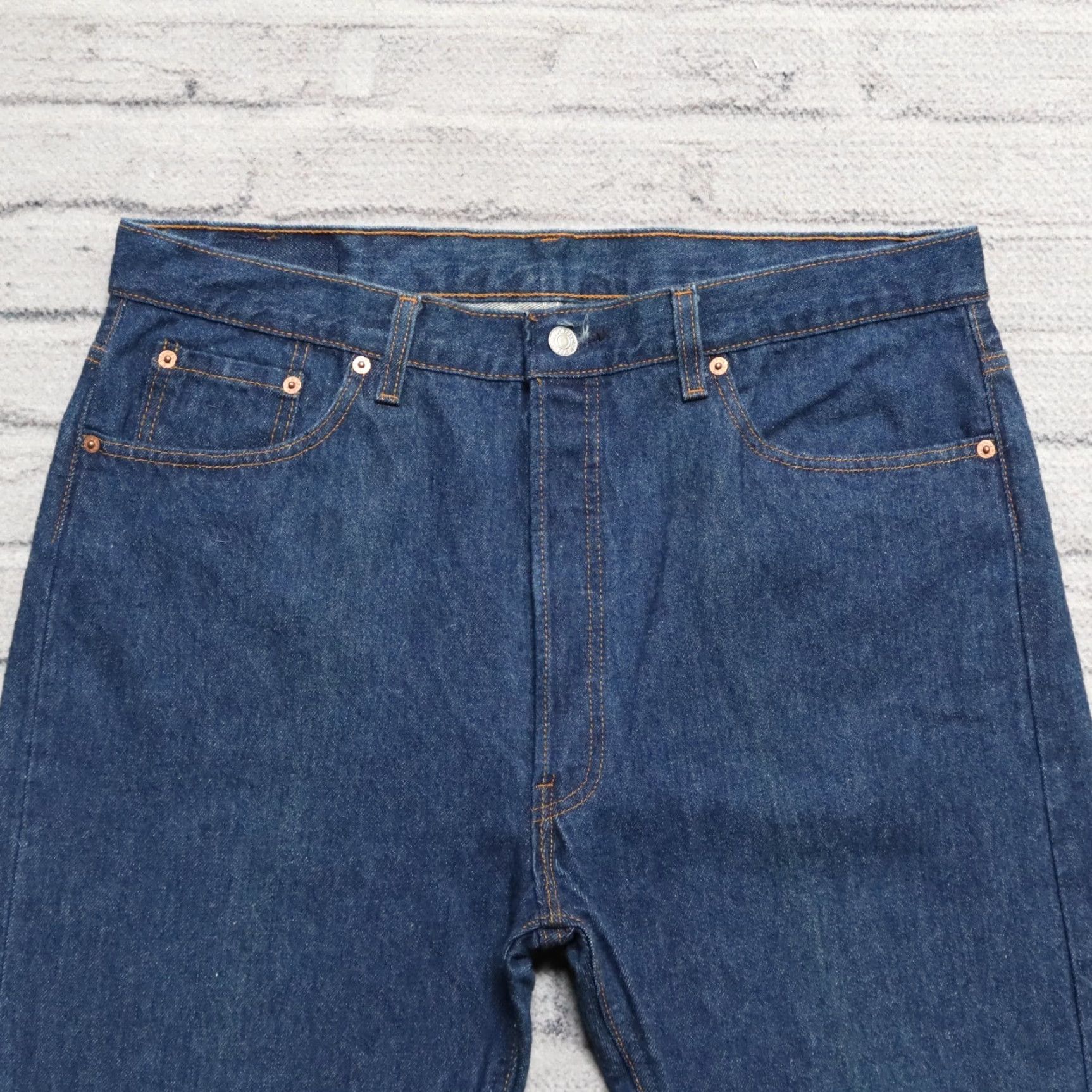 Levi's VINTAGE Levis 501 Denim Jeans Dark Wash 36 x 31 Mens Jeans 501 Vintage Dark Wash Levi's 501 Jeans Mens 36 Size US 36 / EU 52 - 2 Thumbnail