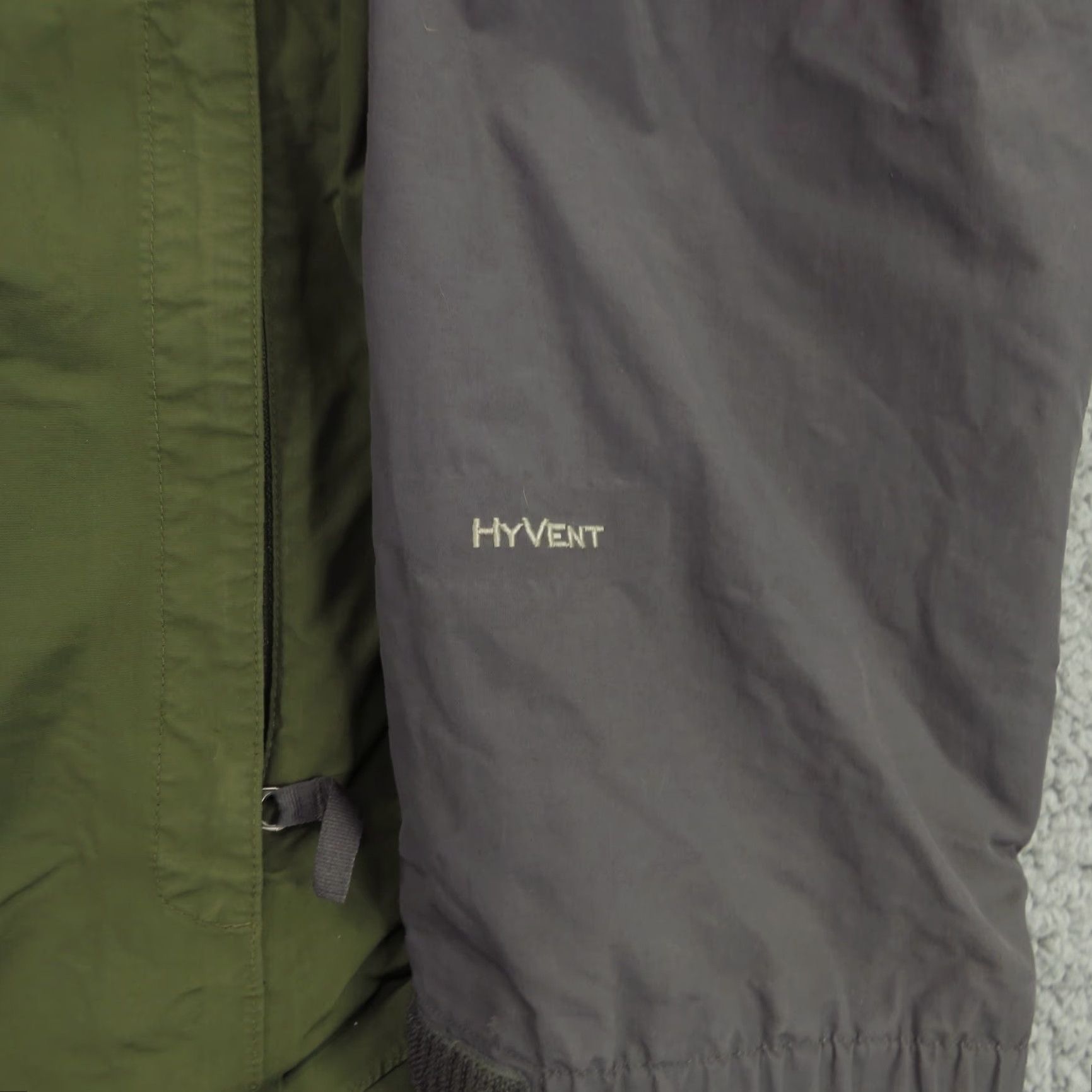 The North Face The North Face Jacket Mens XL Olive Green Hyvent Shell Vented Lightweight Taped FLAW Size US XL / EU 56 / 4 - 4 Thumbnail