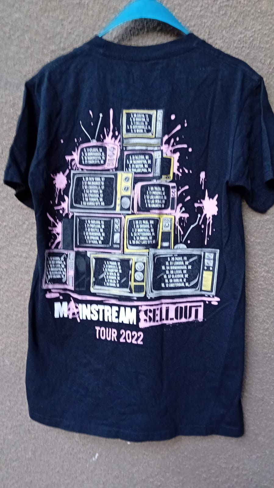 Band Tees Machine Gun Kelly 2022 Mainstream Sell Out Concert Tour Tee Size US S / EU 44-46 / 1 - 2 Thumbnail