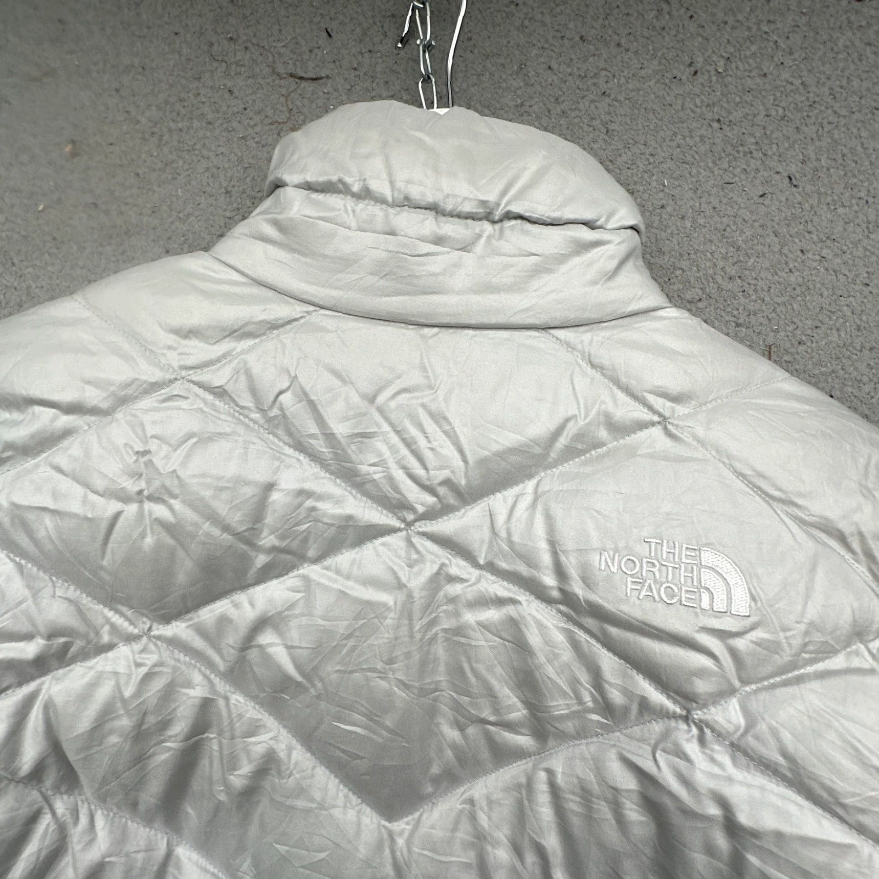 The North Face The North Face Aconcagua 550 Down Fill Puffer Jacket Womens Medium Gray Silver Size M / US 6-8 / IT 42-44 - 6 Thumbnail