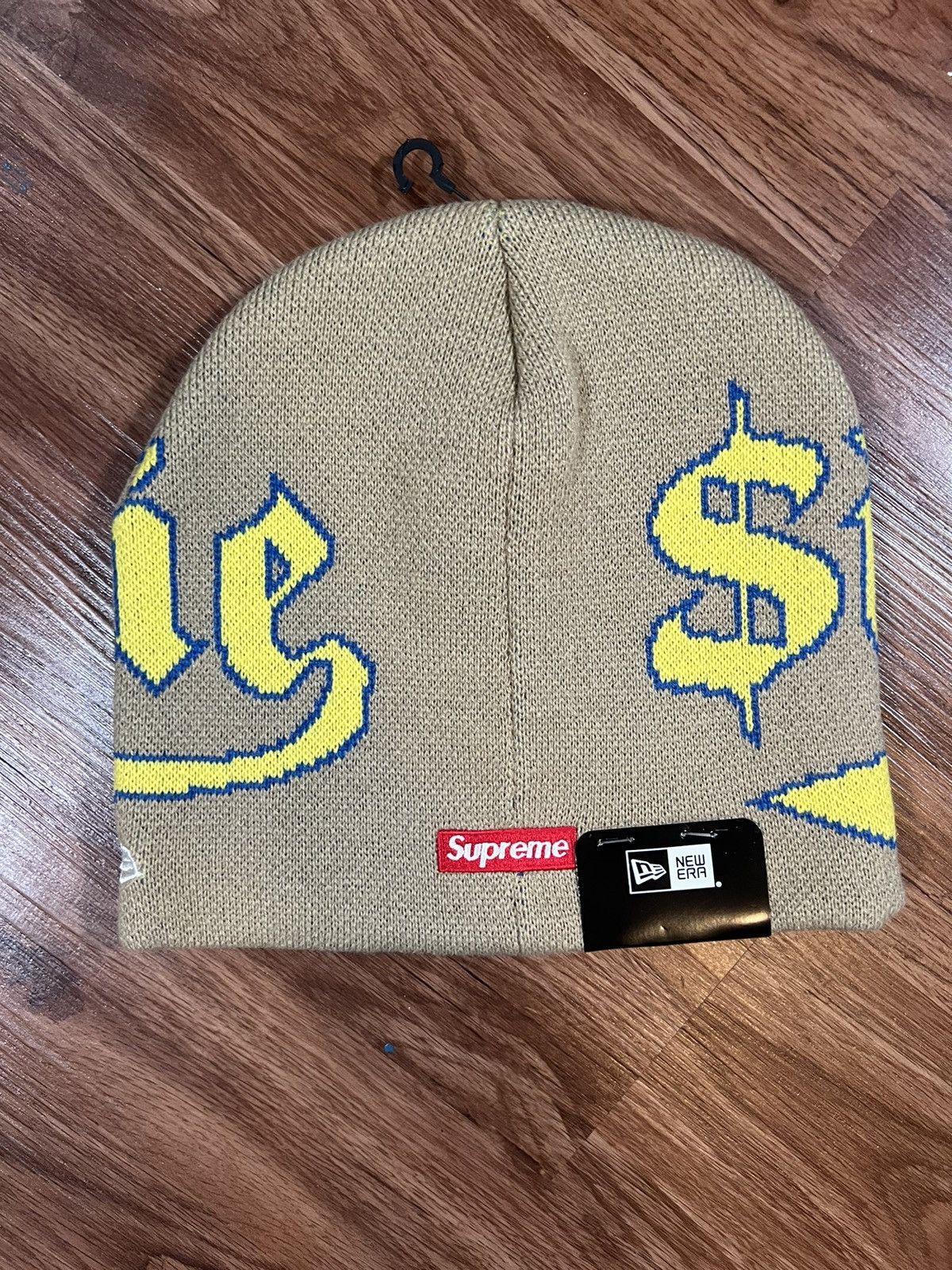 Hypebeast × Supreme Supreme New Era Accent Beanie Size ONE SIZE - 2 Thumbnail