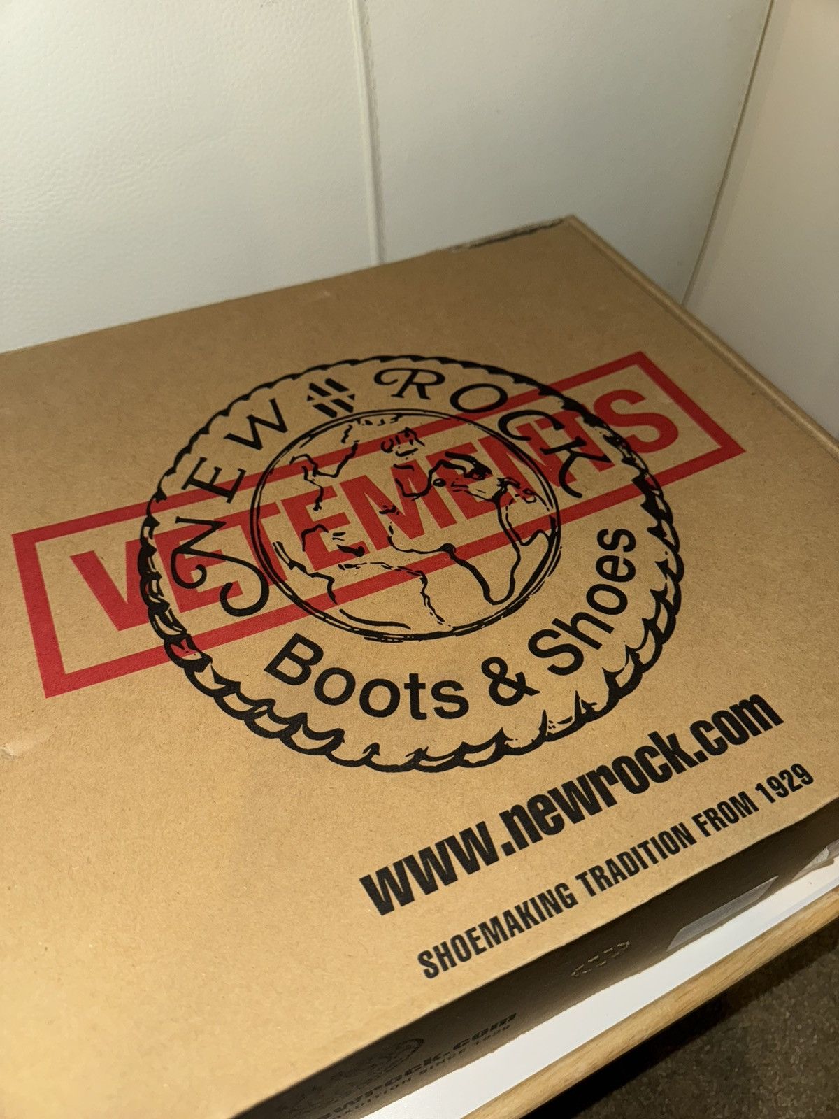 New Rock × Vetements Vetements x New Rock Black Horse Hair Platforms Size US 7 / IT 37 - 9 Thumbnail