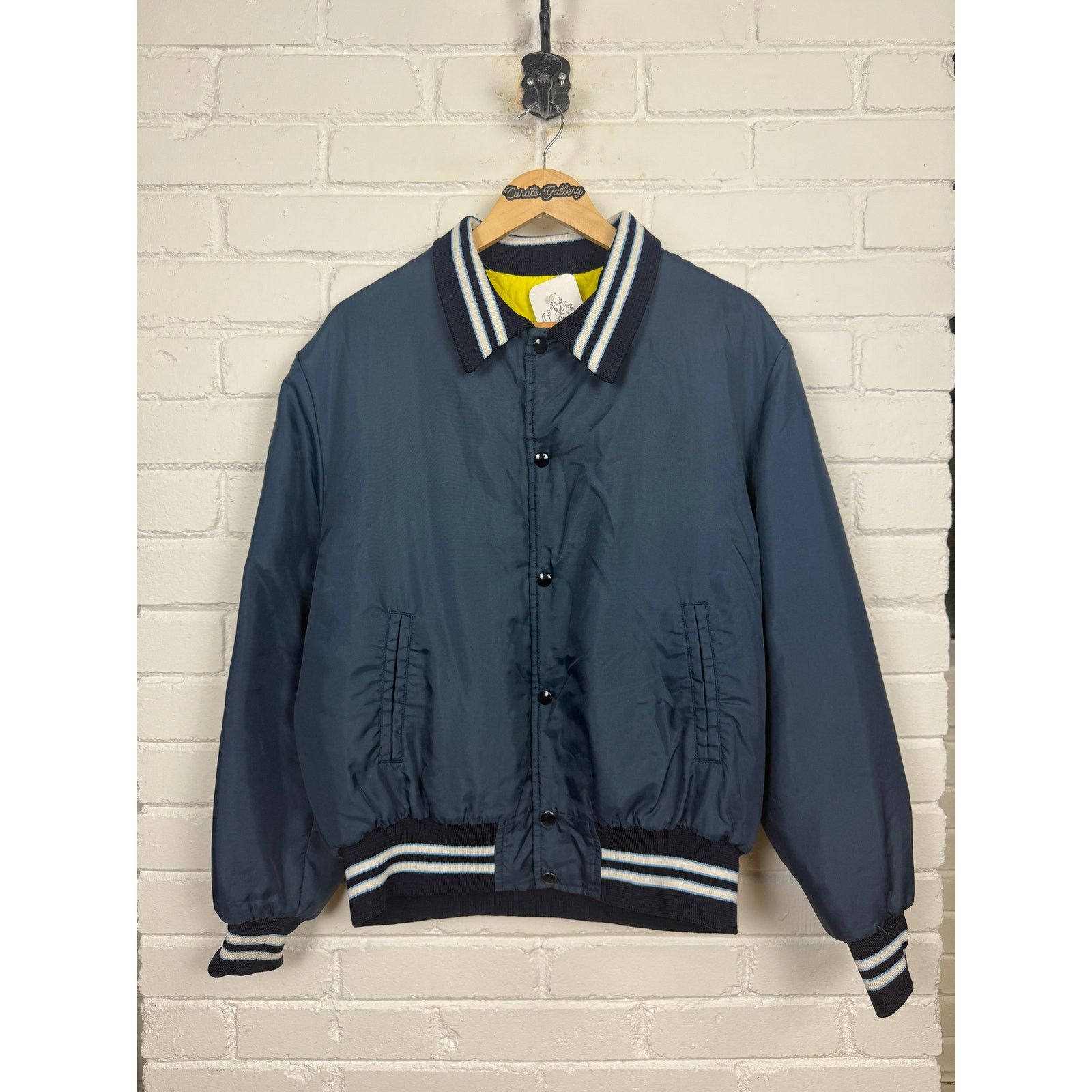 Vintage Vintage 80s/90s Avon Sportswear Bomber Jacket Size L Size US L / EU 52-54 / 3 - 1 Thumbnail