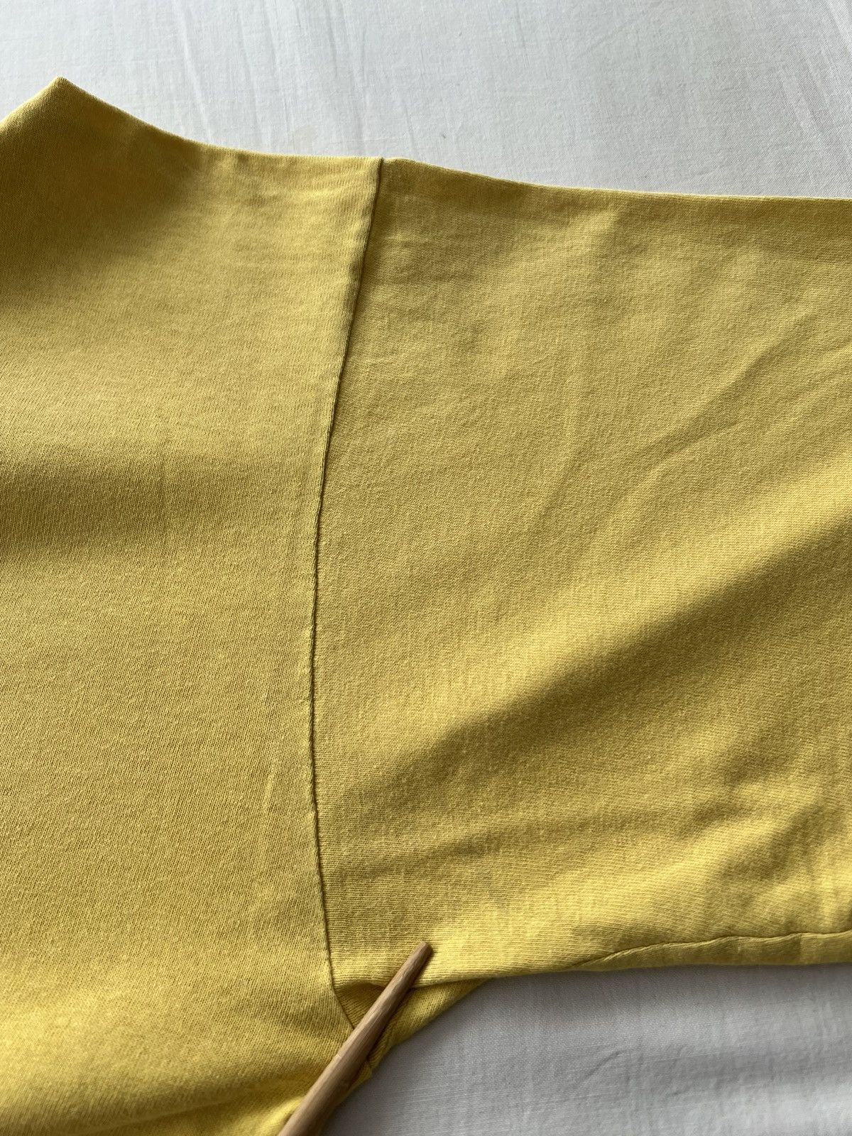 Band Tees Vintage 2000 Soulfly Lion of Judah Metal Band Yellow T-shirt Size US L / EU 52-54 / 3 - 11 Thumbnail