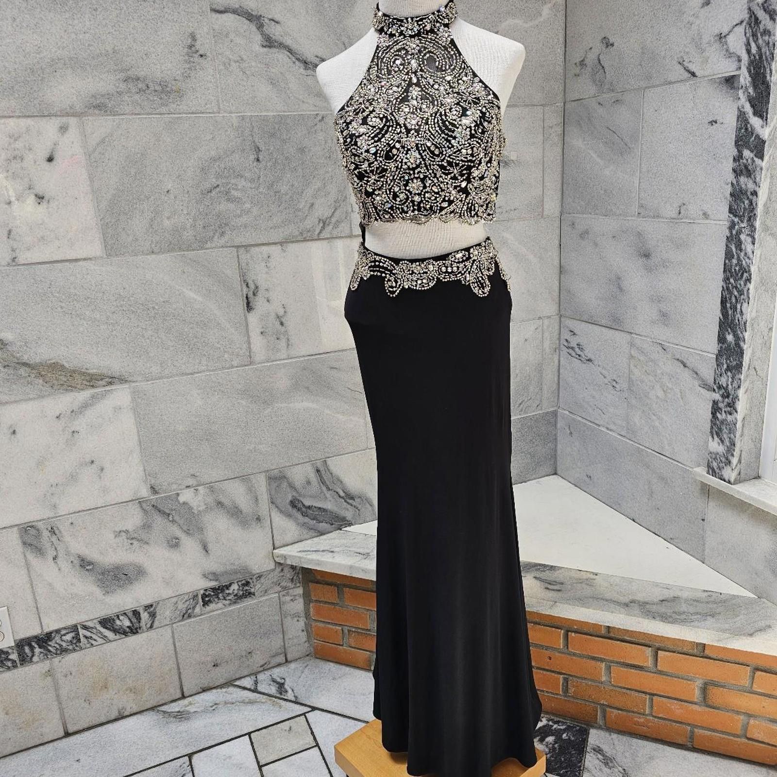 Other Women's Black and Silver 2 Piece Formal Dress Size S / US 4 / IT 40 - 1 Thumbnail