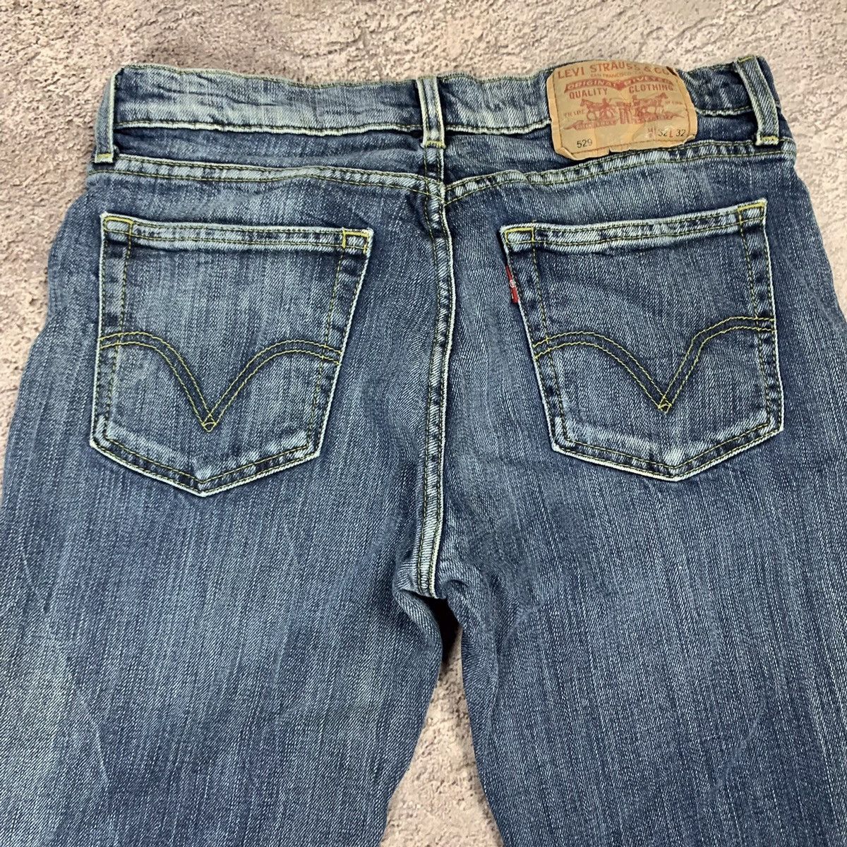 Vintage Vintage 90s Levis Baggy Wide Leg Flared Jeans Grunge Y2K 32 Size US 32 / EU 48 - 7 Thumbnail