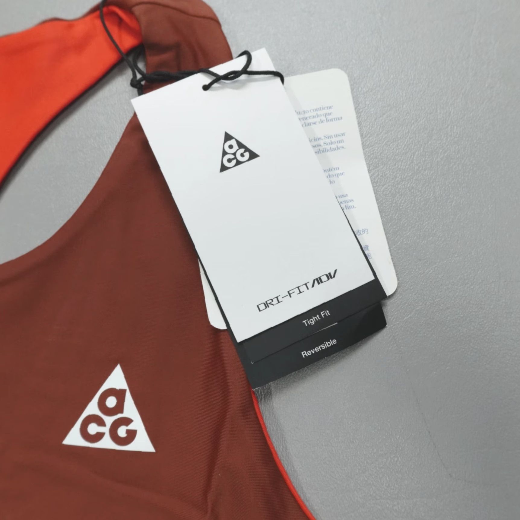 Nike Nike Dri-FIT Tank Reversible Women's Size L Orange Sleeveless Racerback Scoop Neck Nike ACG "Tree Frog" HJ0252-245 Size ONE SIZE - 2 Thumbnail