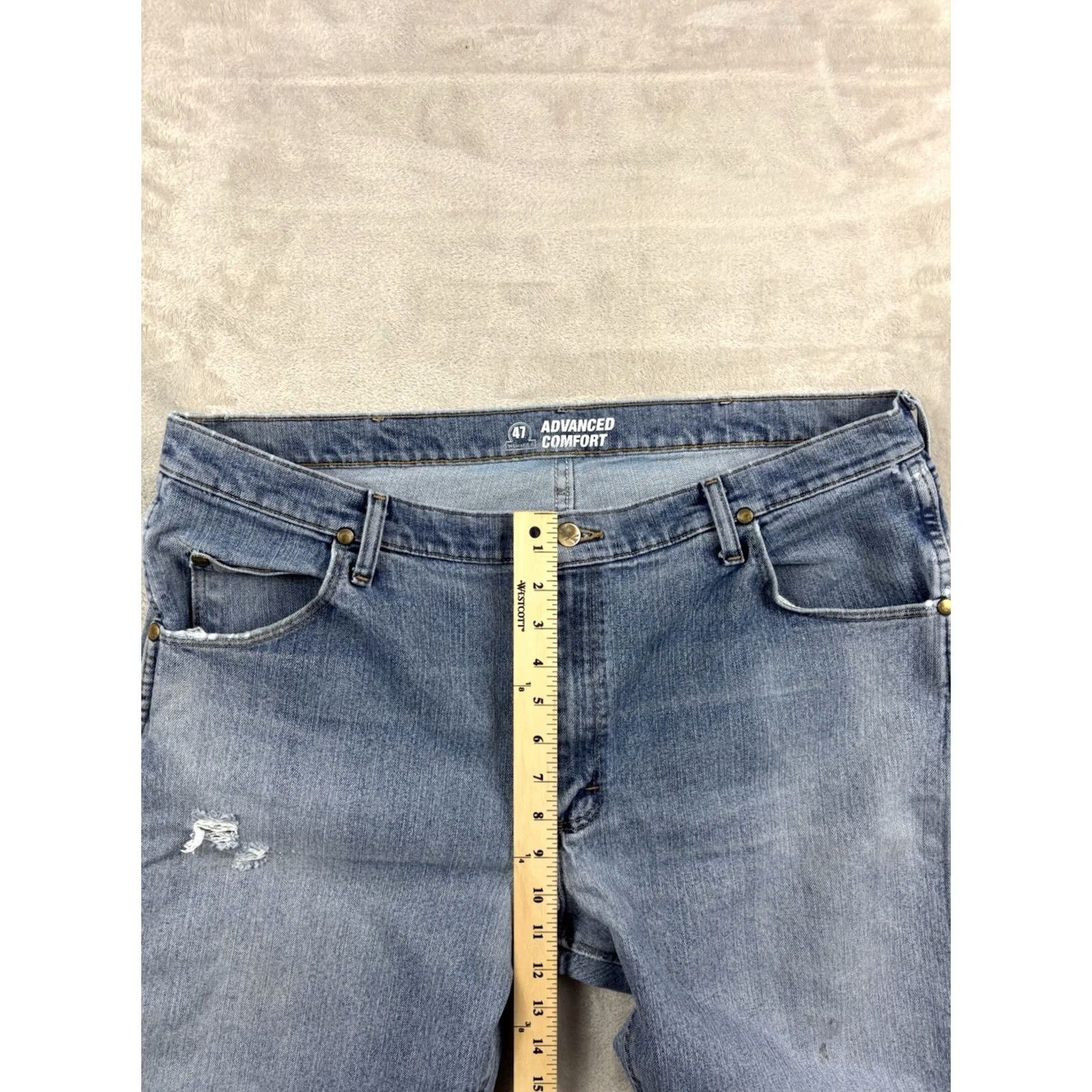 Wrangler Wrangler 47 Advanced Comfort Jeans Mens Regular Straight Light Wash Denim 40x30 Blue Medium Wash 5-Pocket Cowboys & Western Size US 40 / EU 56 - 4 Thumbnail
