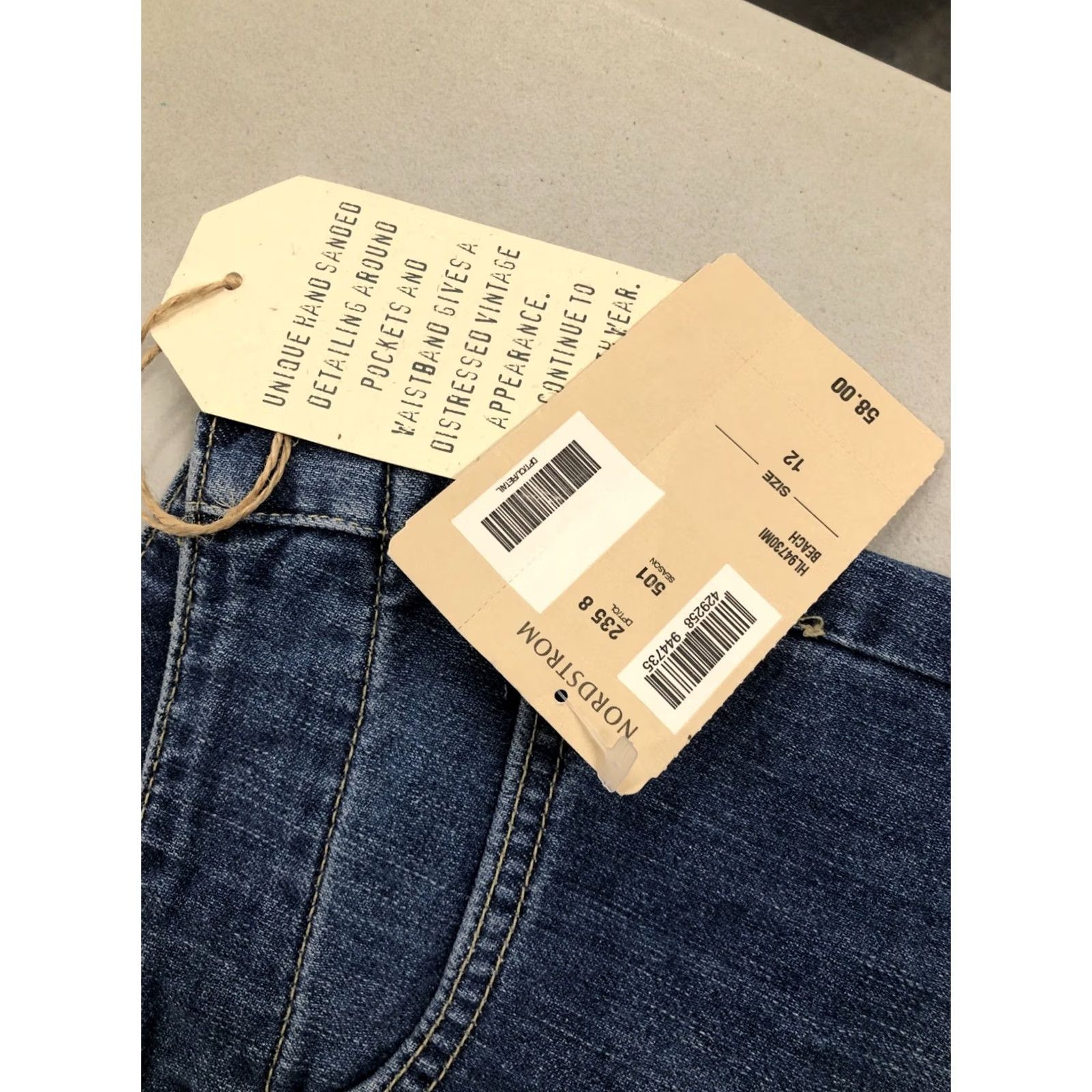 Vintage Halogen Women’s Denim Straight Leg Capri Jeans 12 Medium Wash 34x25 5-Pocket Modern Rise Mid Blue Size 34" / US 12 / IT 48 - 4 Thumbnail