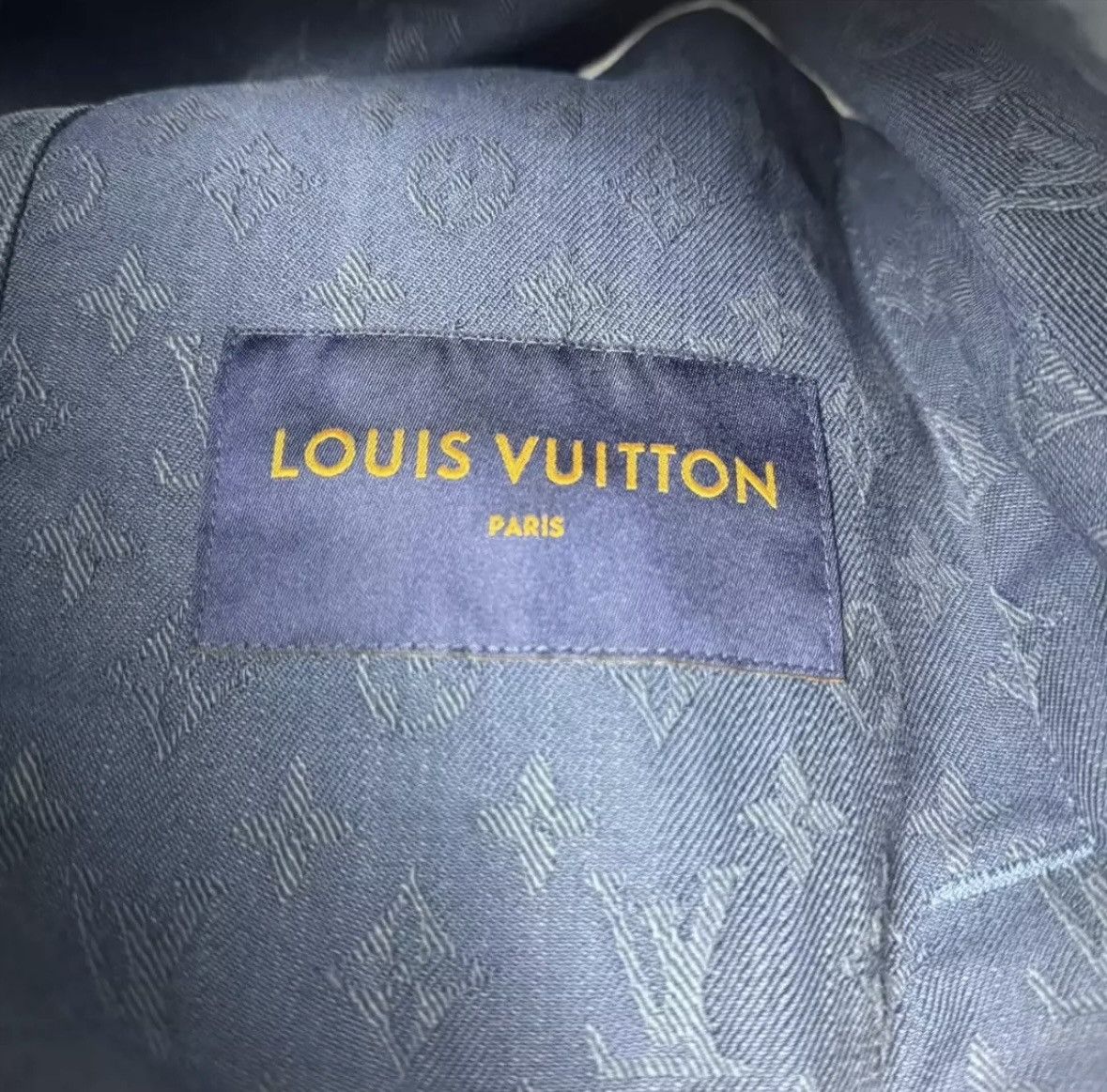 Louis Vuitton Louis Vuitton monogram coat Size US M / EU 48-50 / 2 - 3 Thumbnail
