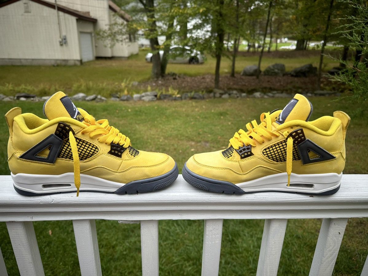 Jordan Brand Jordan 4 Retro “Lightning” 2021 Size US 9.5 / EU 42-43 - 3 Thumbnail