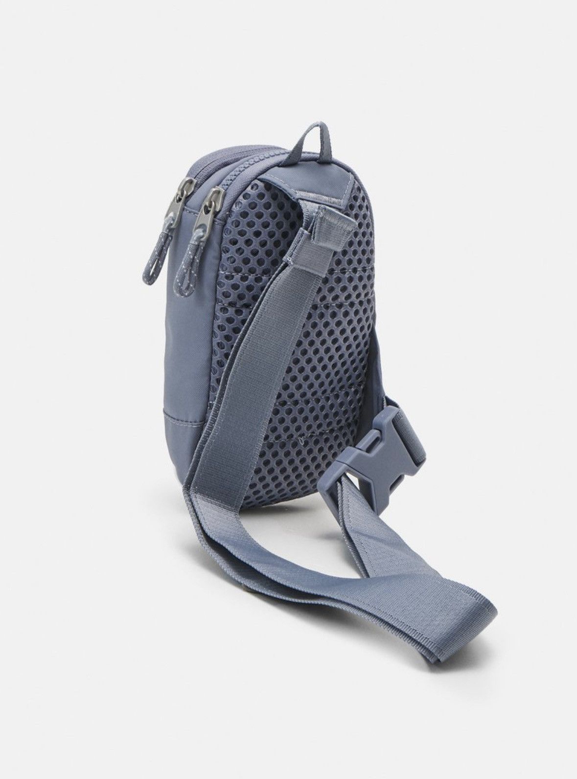 Nike Nike Sling Bag Crossbody Backpack Size ONE SIZE - 3 Thumbnail