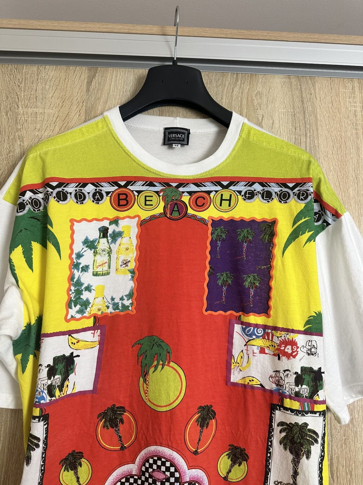 Versace 🔥 Versace Jeans Couture Miami Florida Beach Vintage T Shirt Size US M / EU 48-50 / 2 - 2 Thumbnail