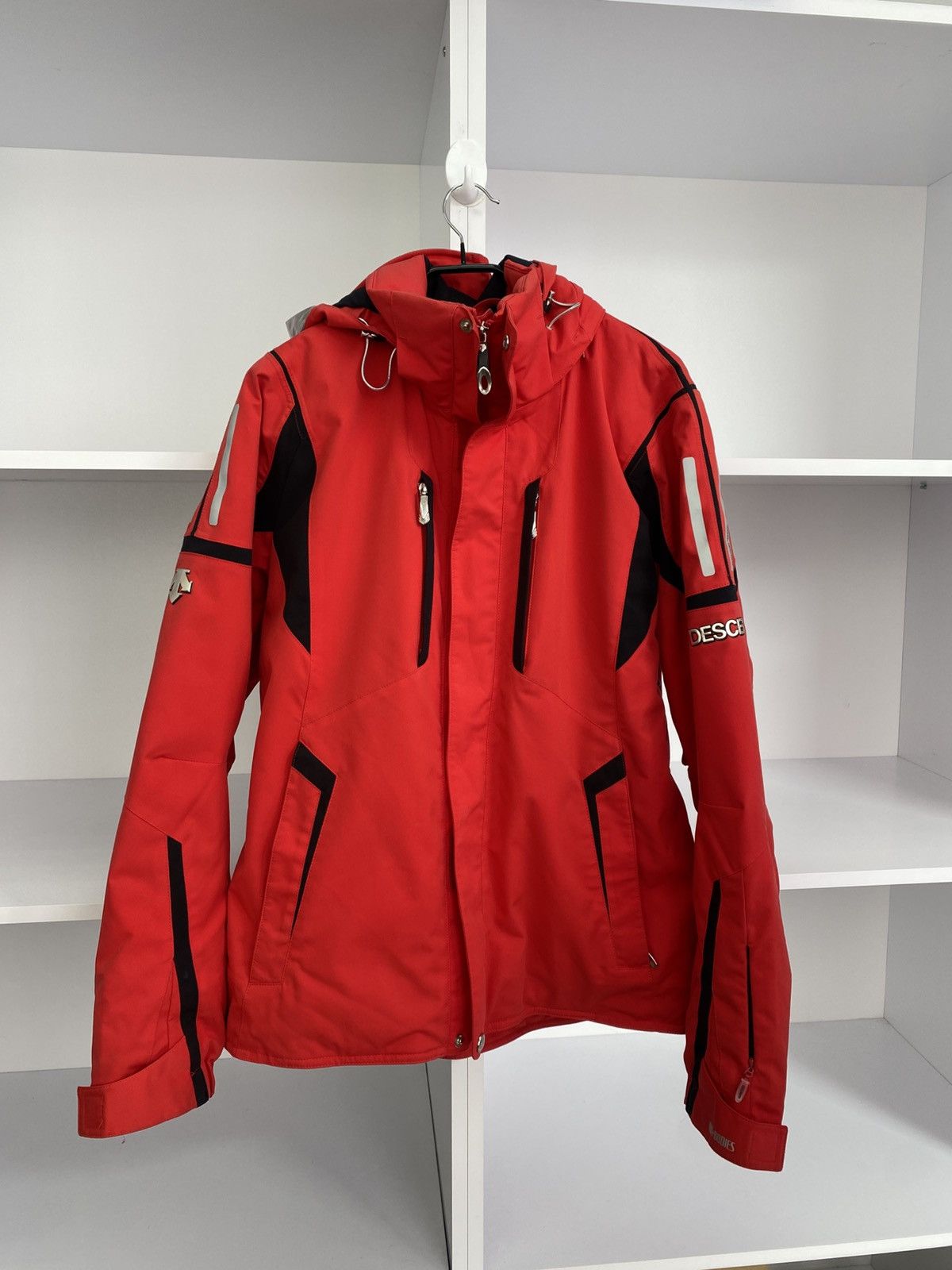 Descente Vintage Descente Ski Red Jacket Size US XL / EU 56 / 4 - 3 Thumbnail