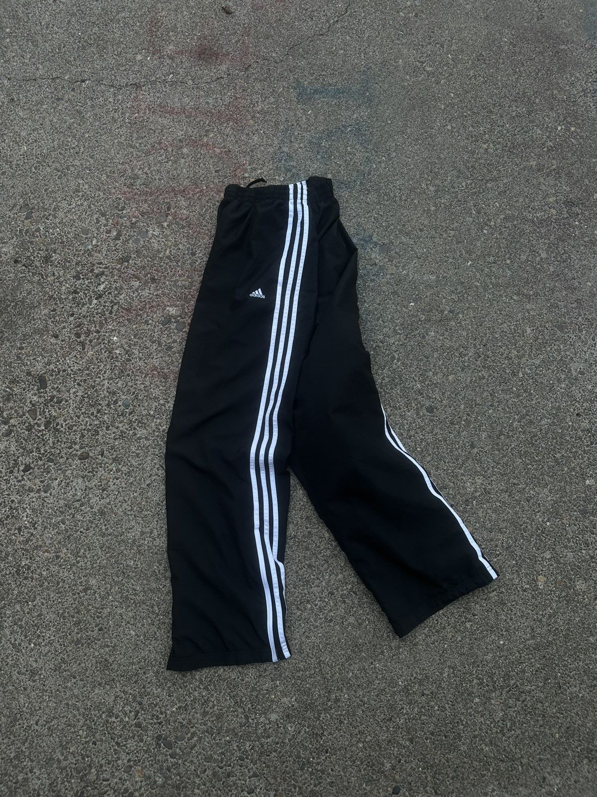 Adidas × Vintage Adidas Black Track Pants Size US 32 / EU 48 - 1 Thumbnail