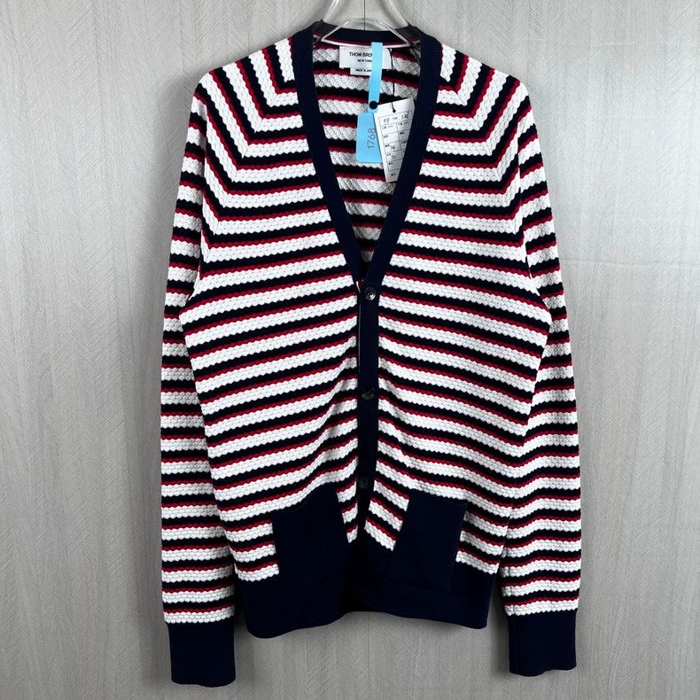 Thom Browne Thom Browne size3 Striped cardigan Size US L / EU 52-54 / 3 - 1 Thumbnail