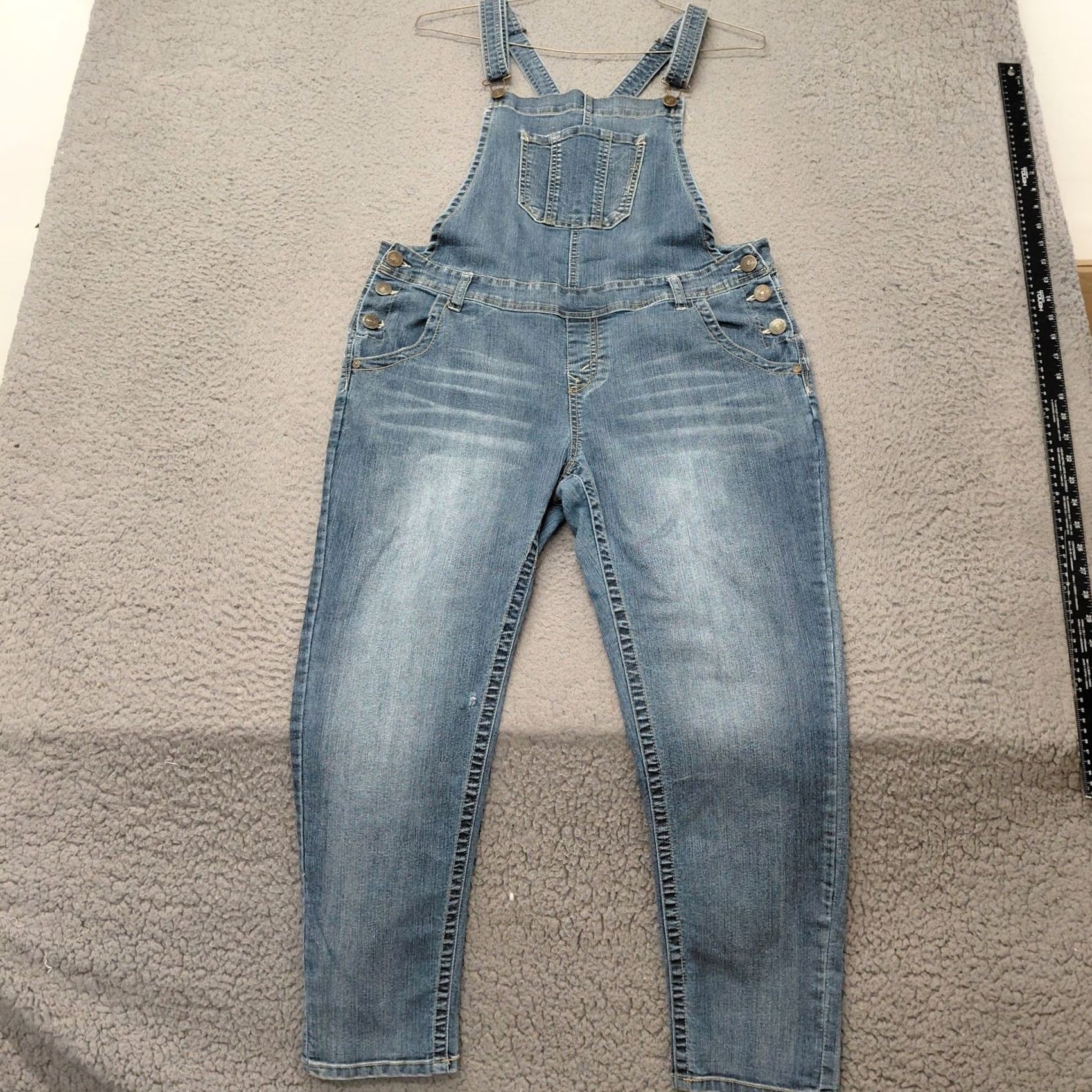 Vintage WallFlower Jeans WallFlower Jean Overalls Women's XL Blue Denim Adjustable Distressed Casual Jeans overalls Womens XL Blue Denim Distressed Casual Size 40" / US 18 - 2 Thumbnail