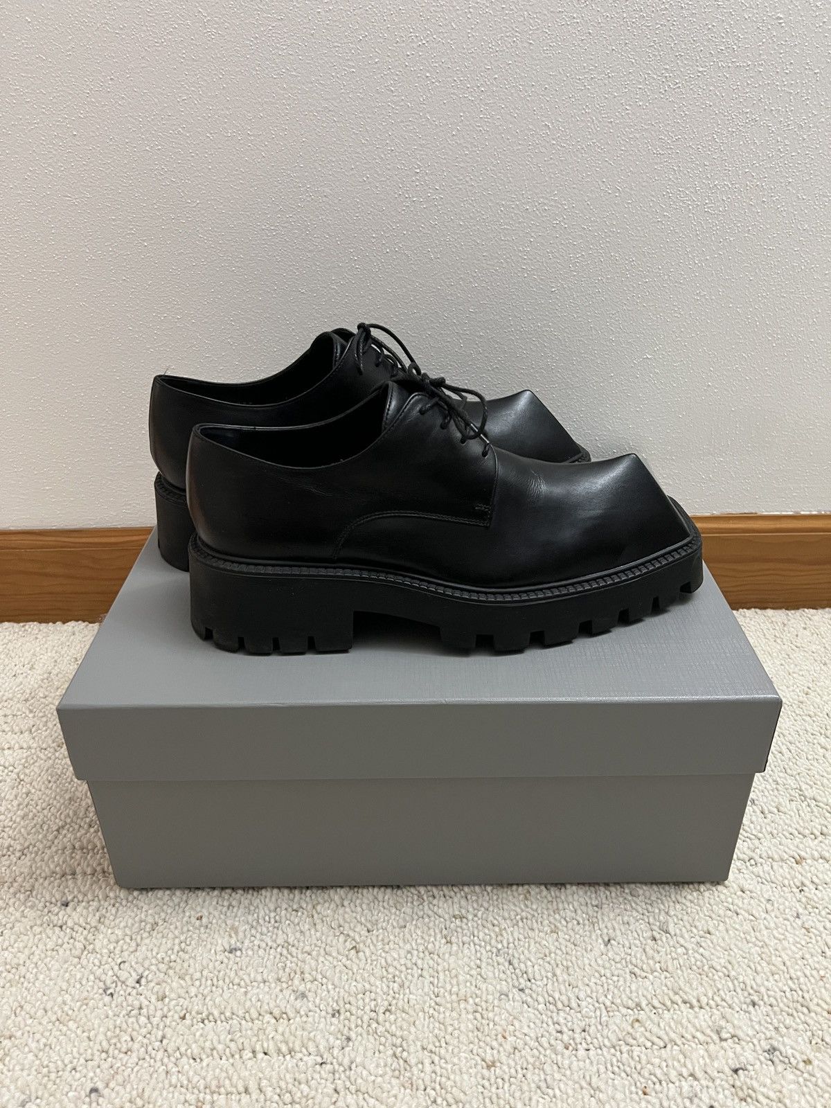 Balenciaga FW 22 Rhino Derbies - EU 41