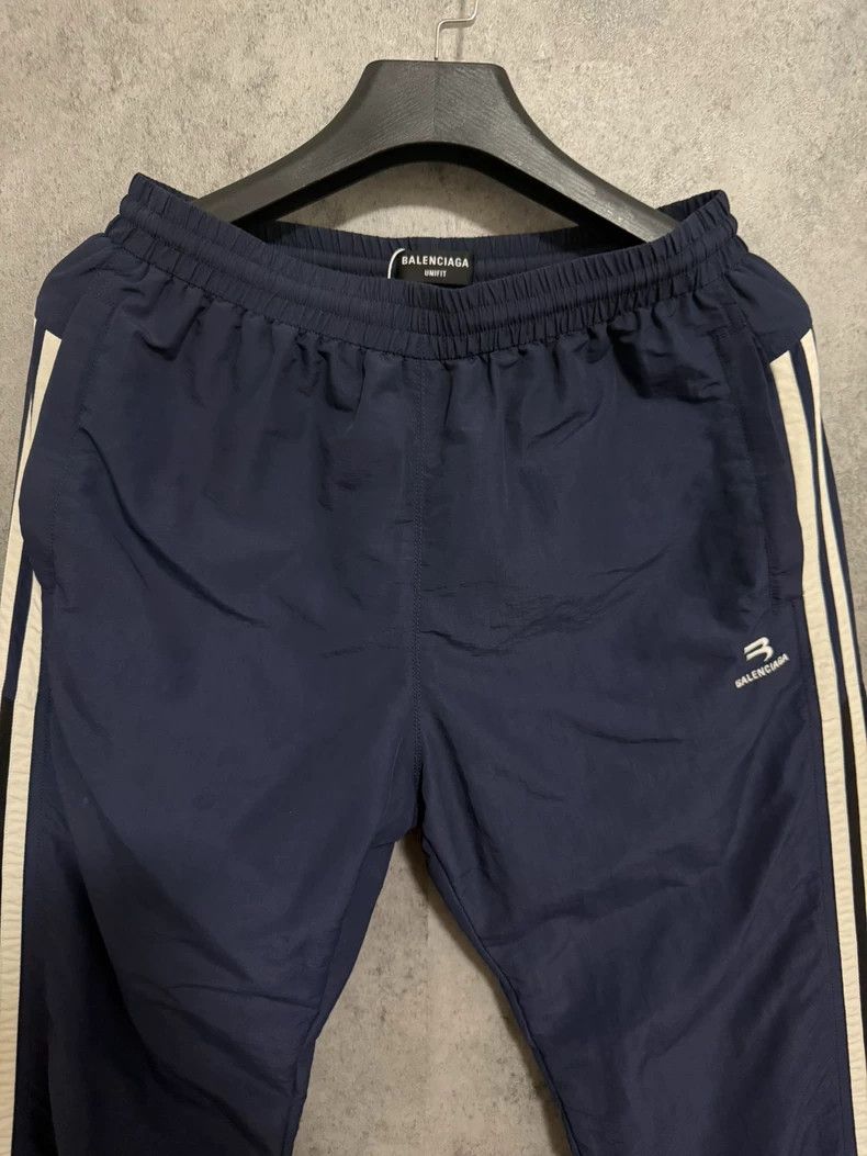 Balenciaga Balenciaga size S Dark Blue Double Hook Embroidered Stripe Size US 27 - 2 Thumbnail