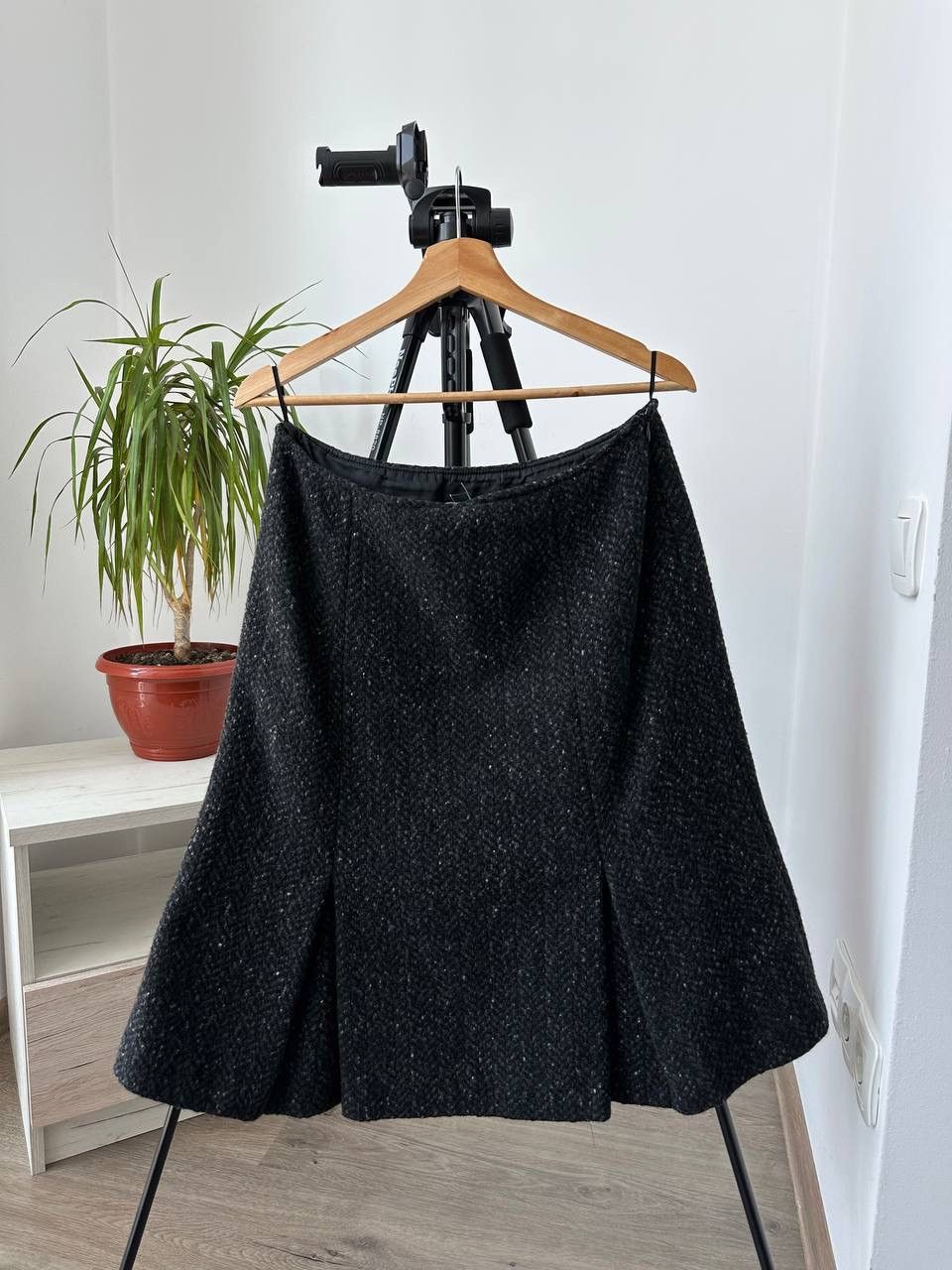 Max Mara × Vintage Vintage Max Mara Wool Rich Blend Gray Skirt Size 28" / US 6 / IT 42 - 2 Thumbnail