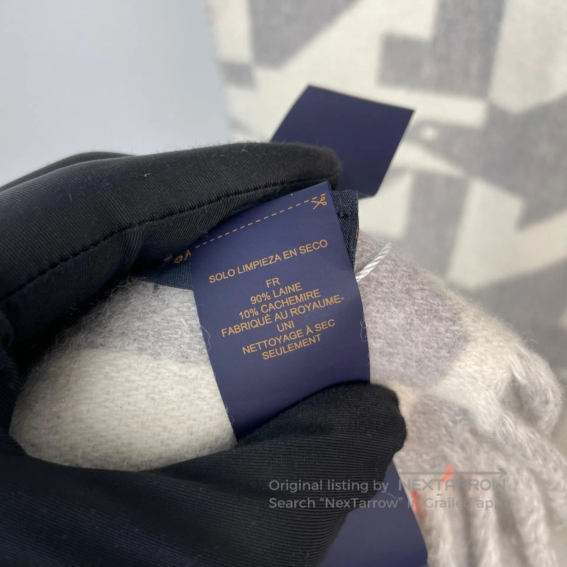 Louis Vuitton Louis Vuitton Houndstooth gray and white fringed large log Size ONE SIZE - 7 Thumbnail