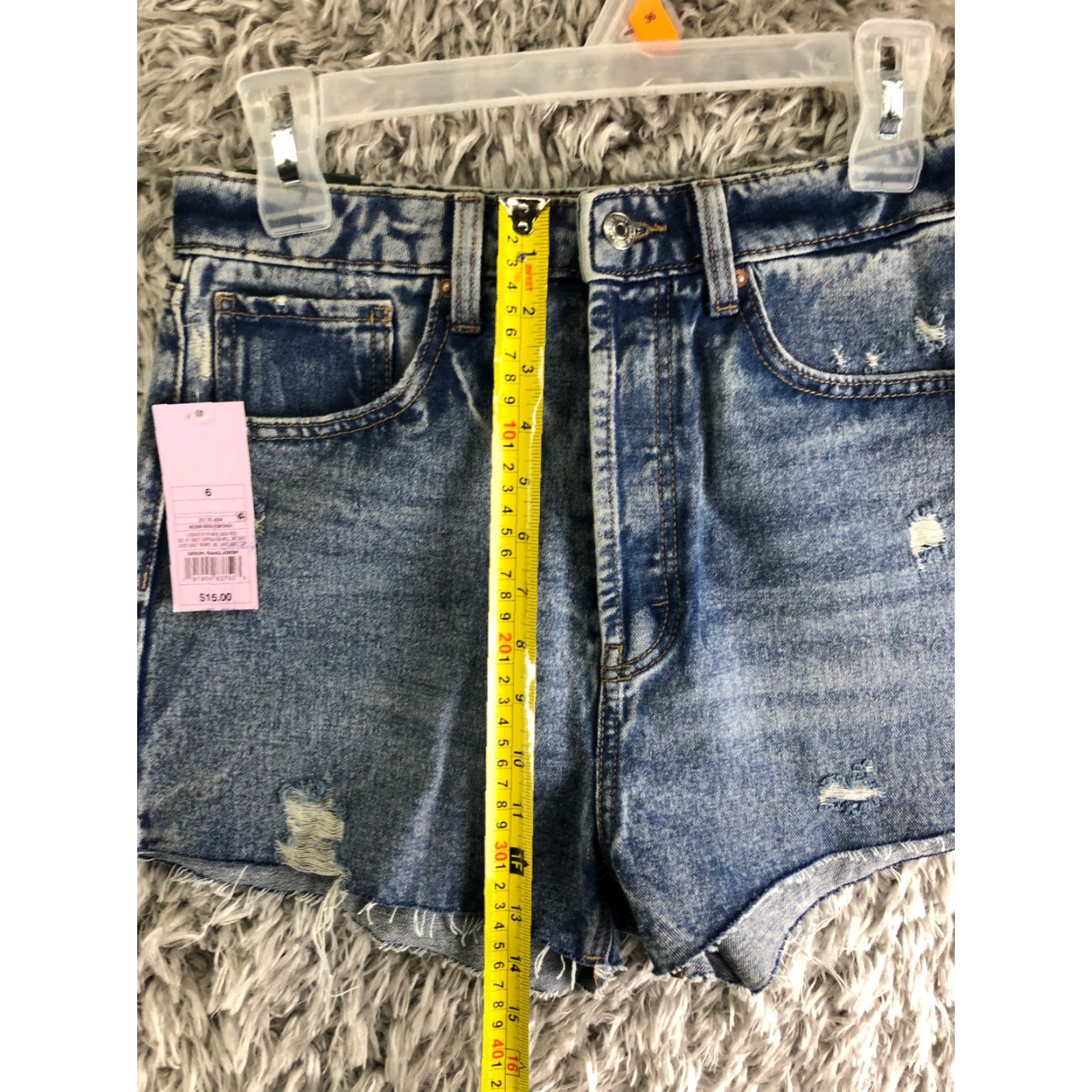 Vintage Wild Fable Womens Size 6 High Rise Cutoff Medium Wash Blue Denim Jean Shorts Size 28" / US 6 / IT 42 - 3 Thumbnail