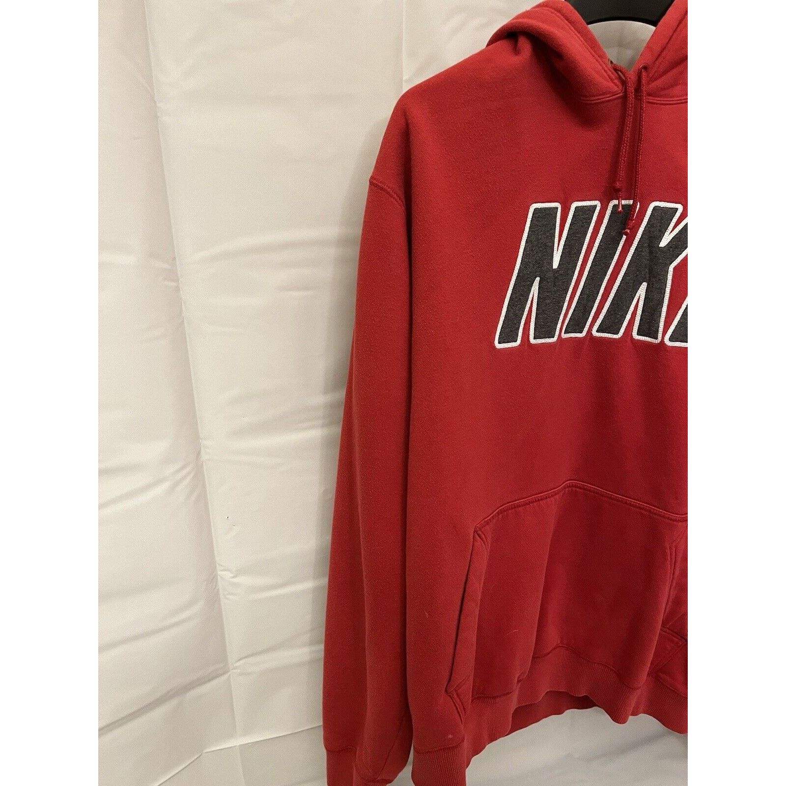 Nike vintage Nike Grey Tag Men’s Red hoodie Nike Logo XXL Size US XXL / EU 58 / 5 - 7 Thumbnail