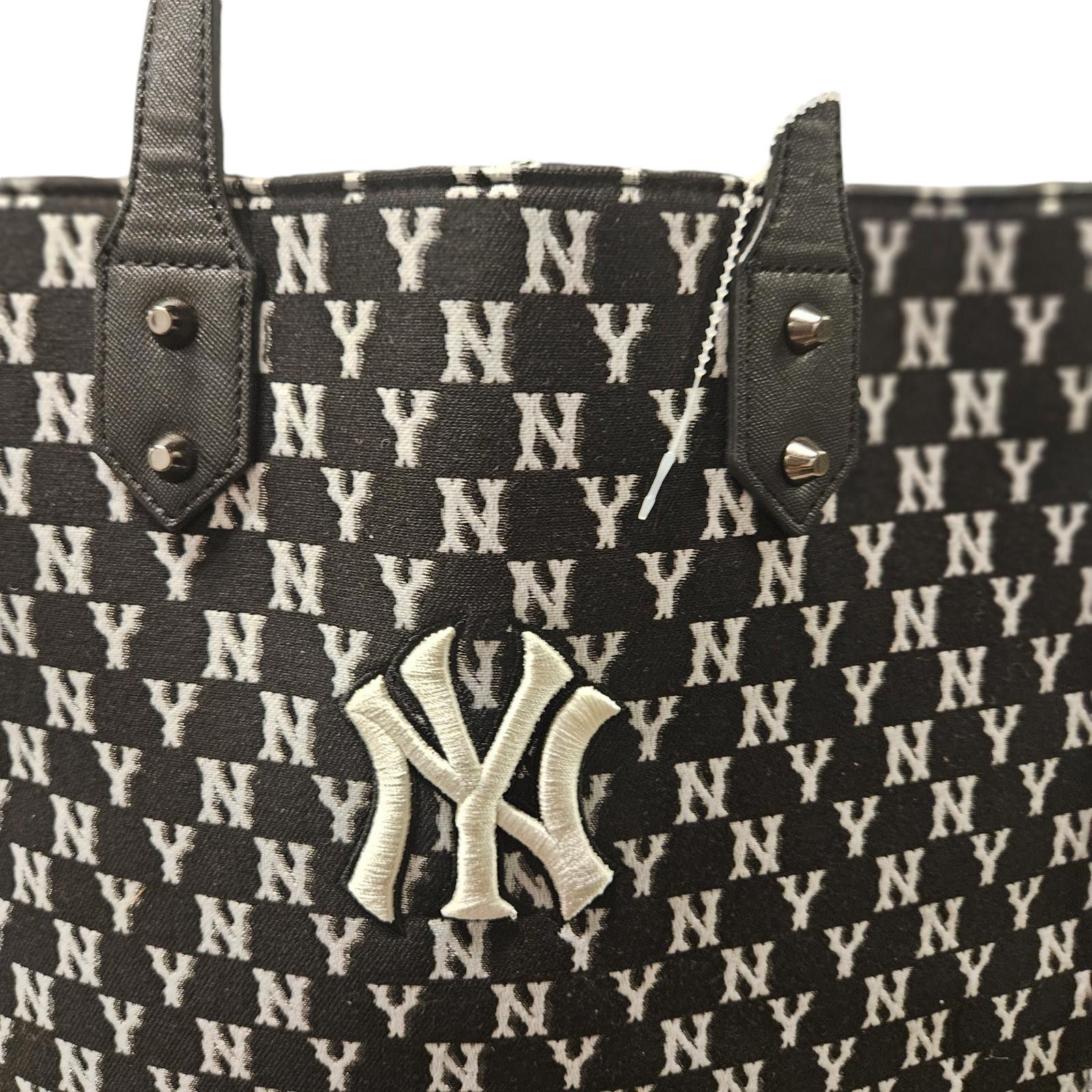 New York Yankees Michael Kors x MLB New York Yankees Monogram Tote Bag Size ONE SIZE - 2 Thumbnail