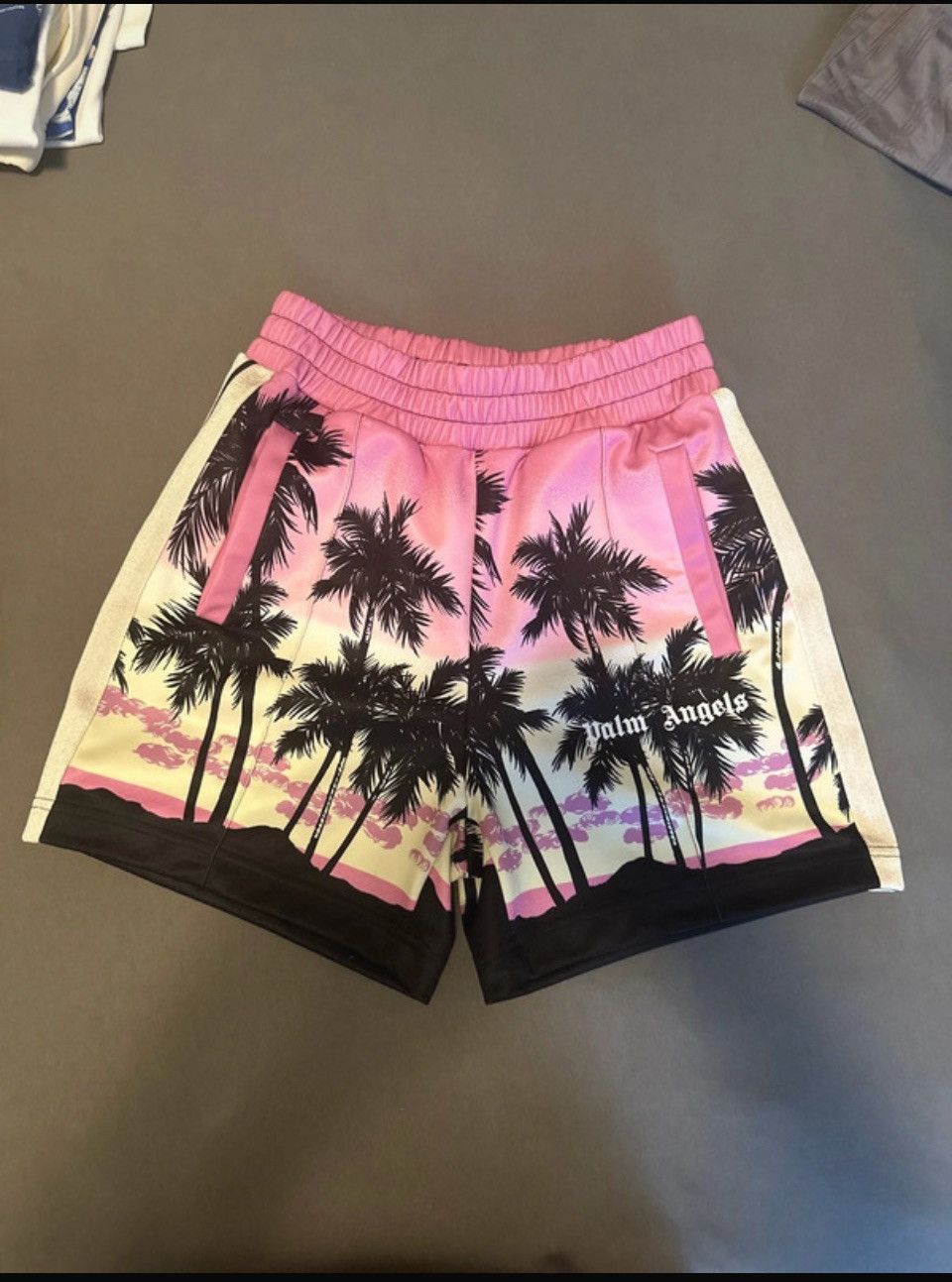 Palm Angels Palm Angels shorts Size US 32 / EU 48 - 1 Thumbnail